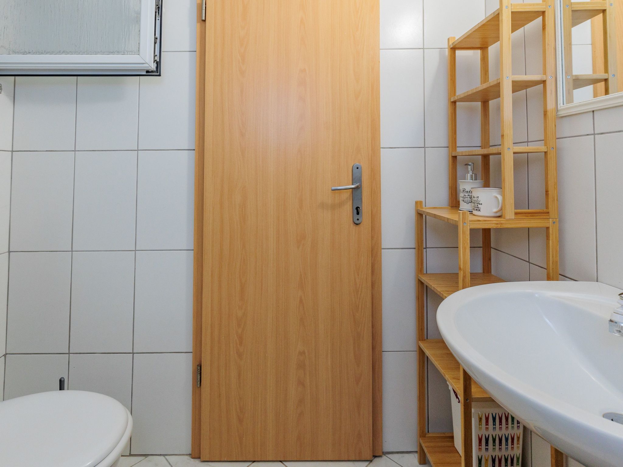 Traditionelles Steinhaus am Meer in Preko-Binnen