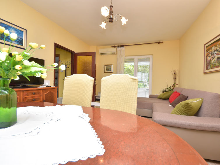 Search and Stay destination Kali, Zadarska županija - Croatia from AU$ 237. Ana
