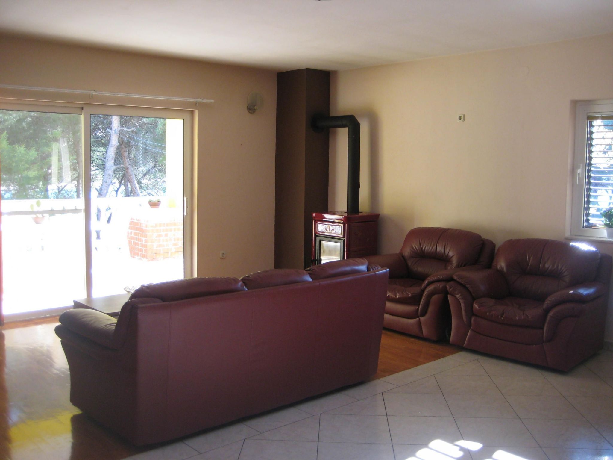 Mit Terrasse am Meer-Drinnen