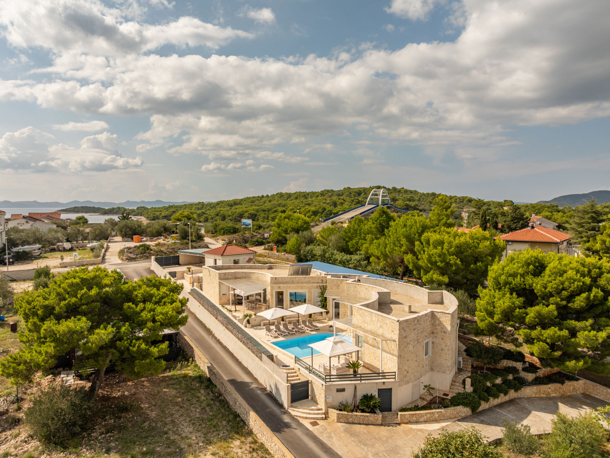 5* Unique luxury Villa Feriatum Lissa - Buiten
