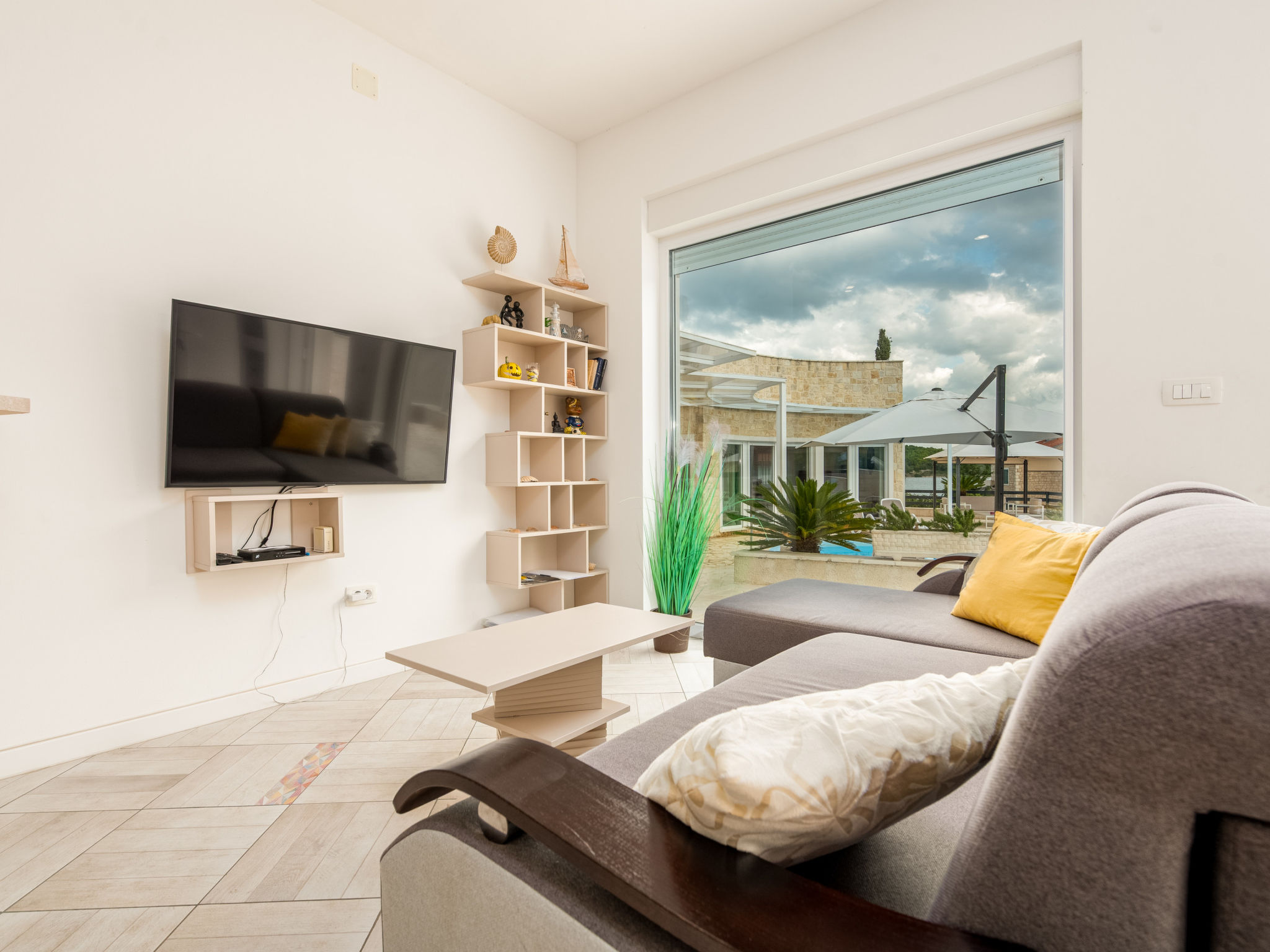 5* Unique luxury Villa Feriatum Lissa - Binnen