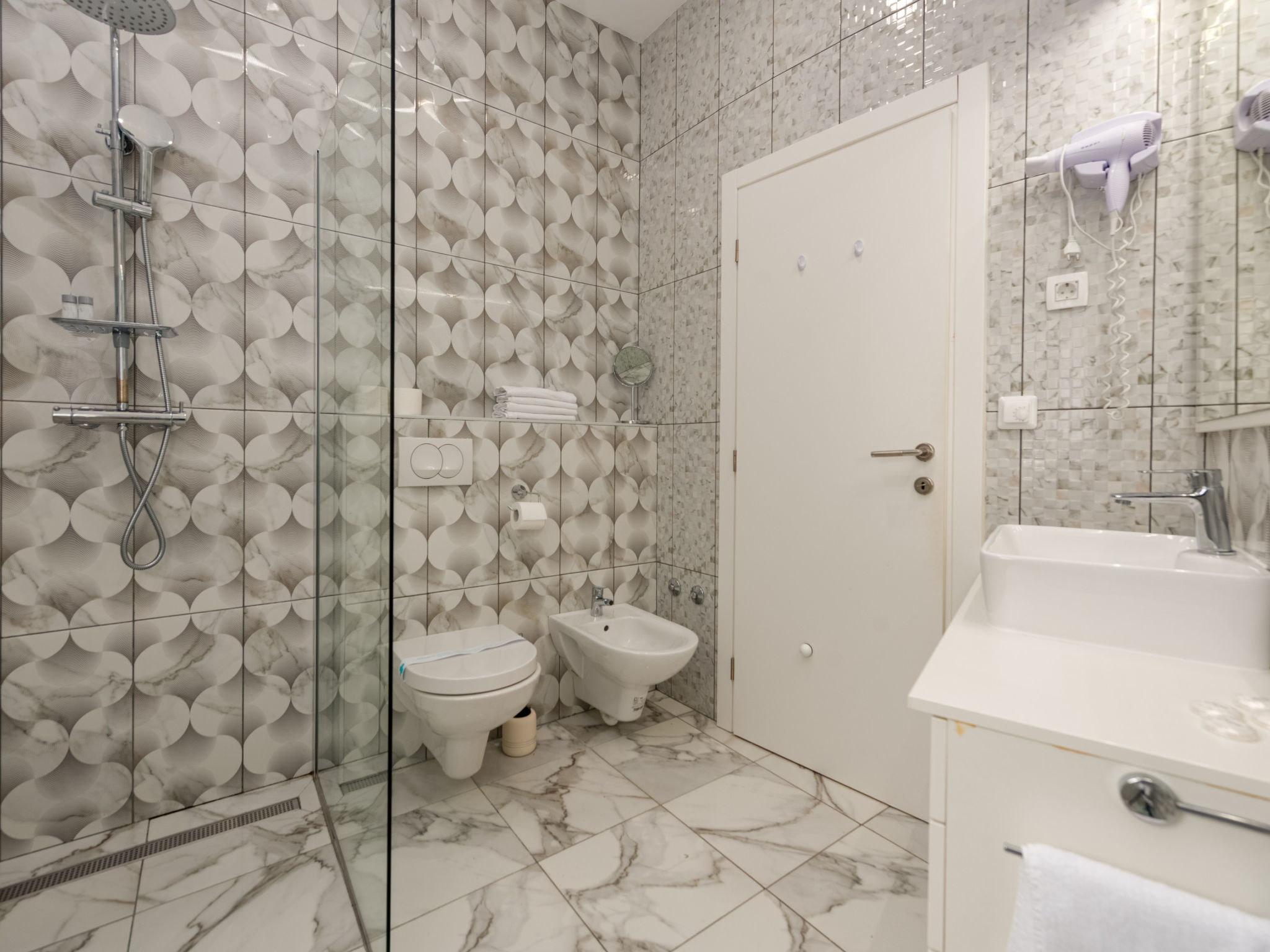 5* Unique luxury Villa Feriatum Lissa - Binnen