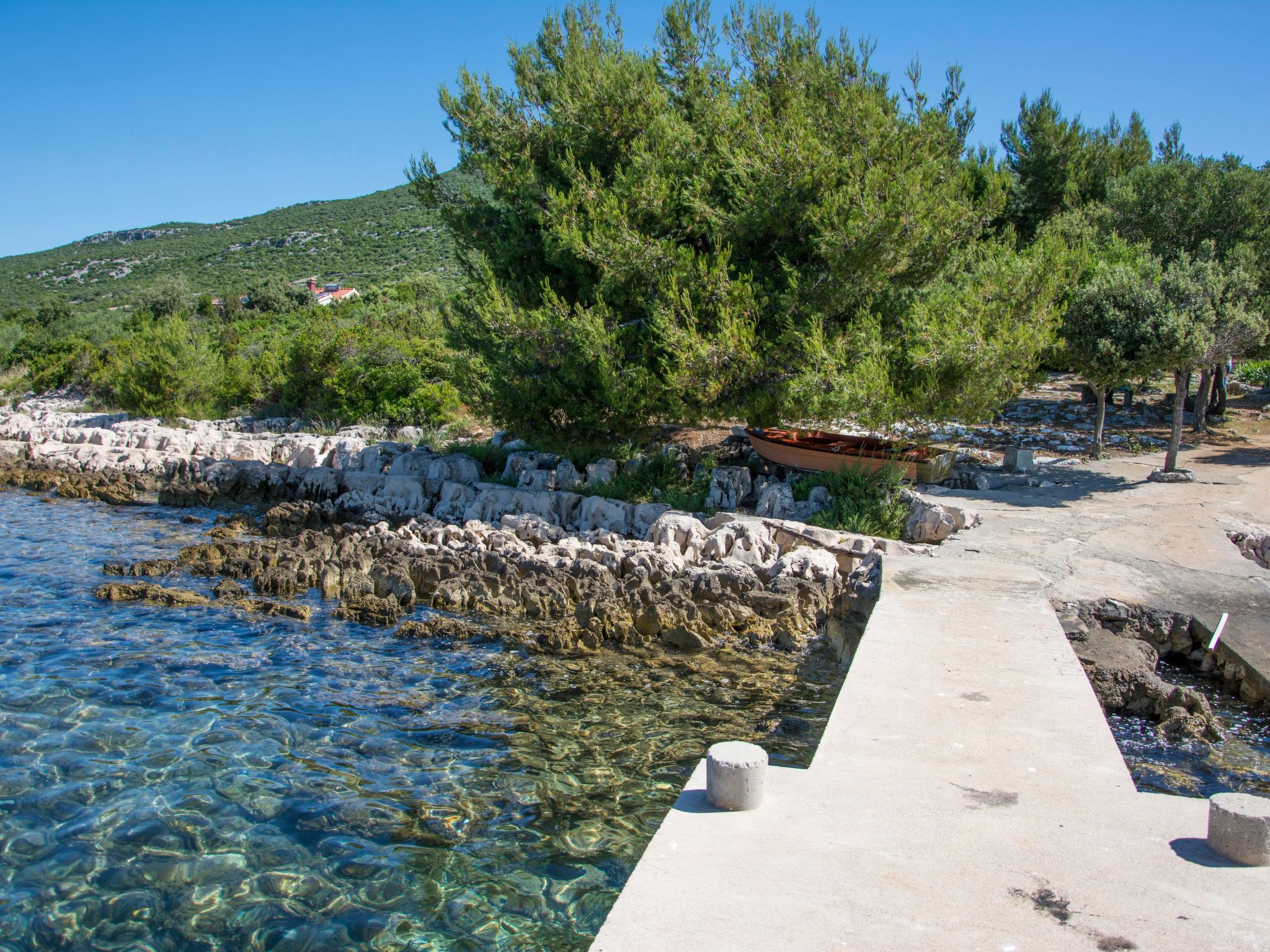 Modernes Ferienhaus Robinson in Dobropoljana-Binnen