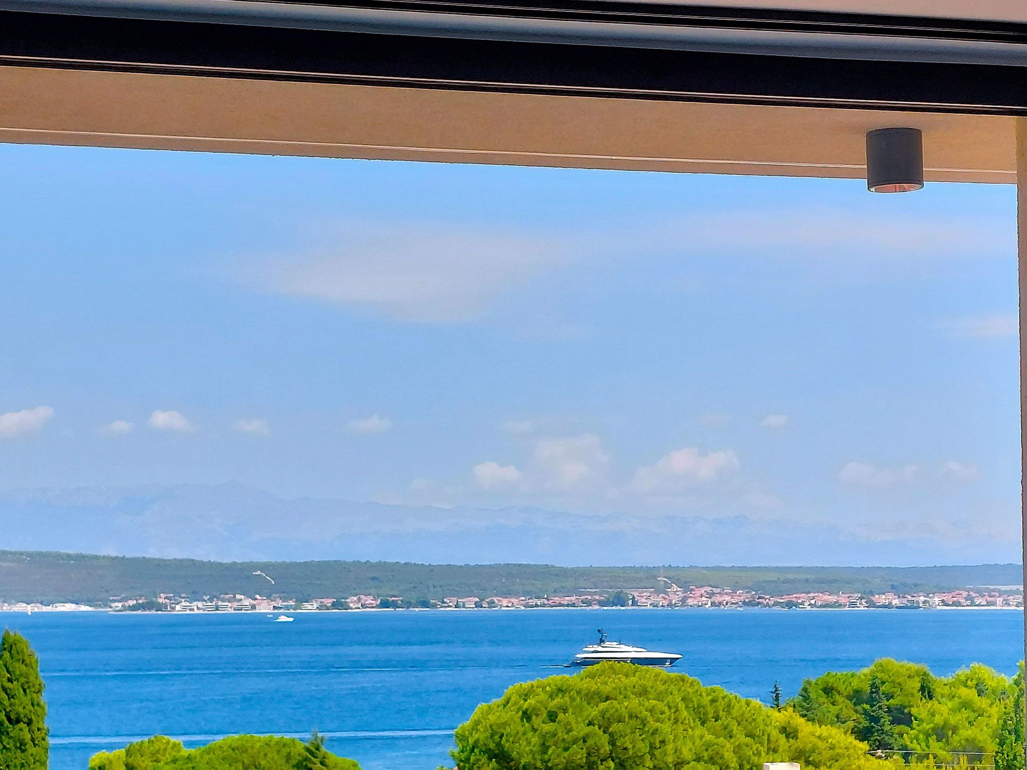 Urlaub Luxusvilla "Villa Supreme Pasman" neu-Binnen