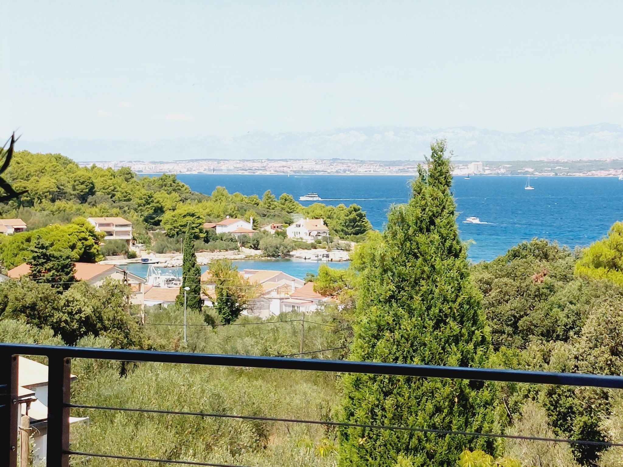 Urlaub Luxusvilla "Villa Supreme Pasman" neu-Binnen