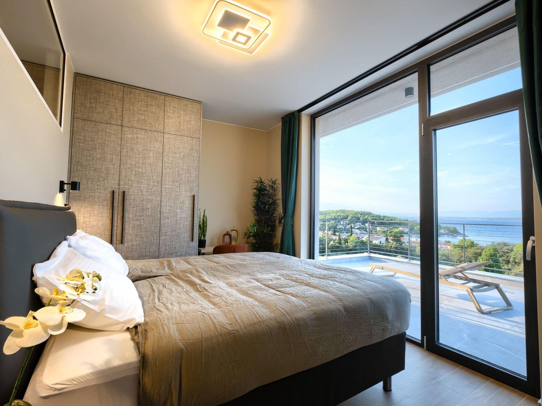 Urlaub Luxusvilla "Villa Supreme Pasman" neu-Binnen