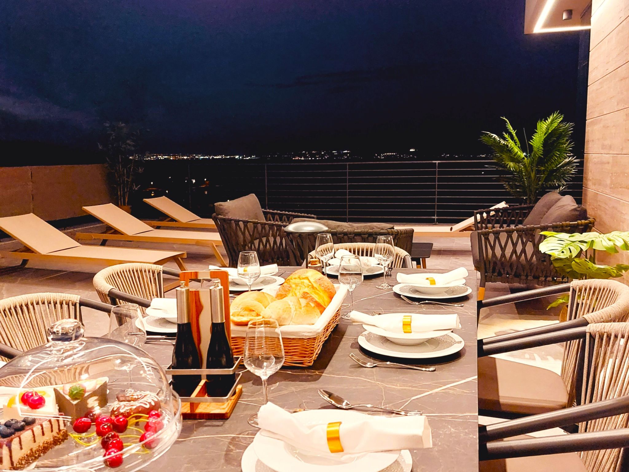 Urlaub Luxusvilla "Villa Supreme Pasman" neu-Binnen