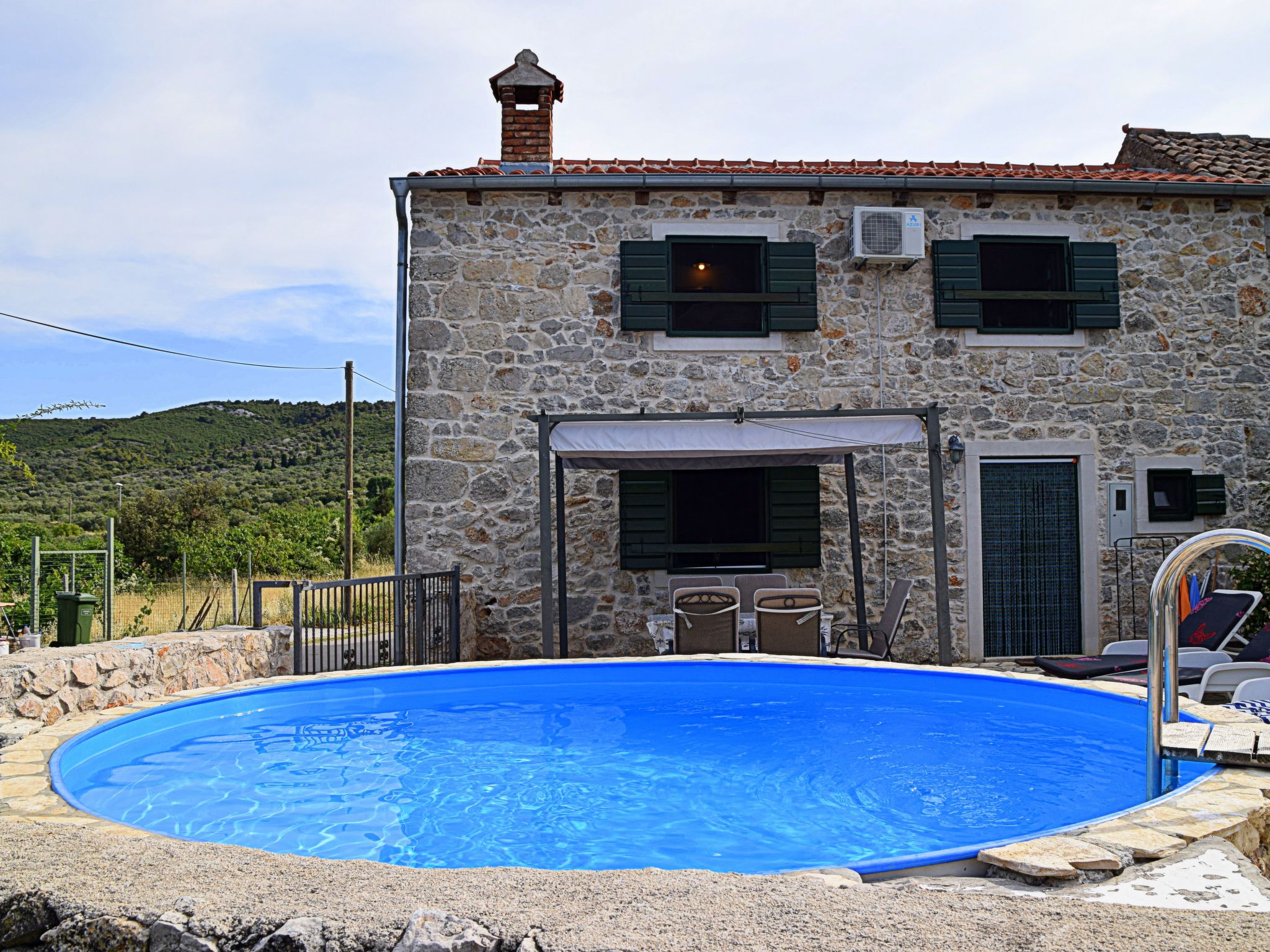 In Dobropoljana mit Privatem Pool-Binnen