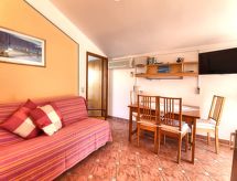 Intiem studio-appartement met uitzicht op zee en bergen, vlakbij strand Pašman - thumbnail 6