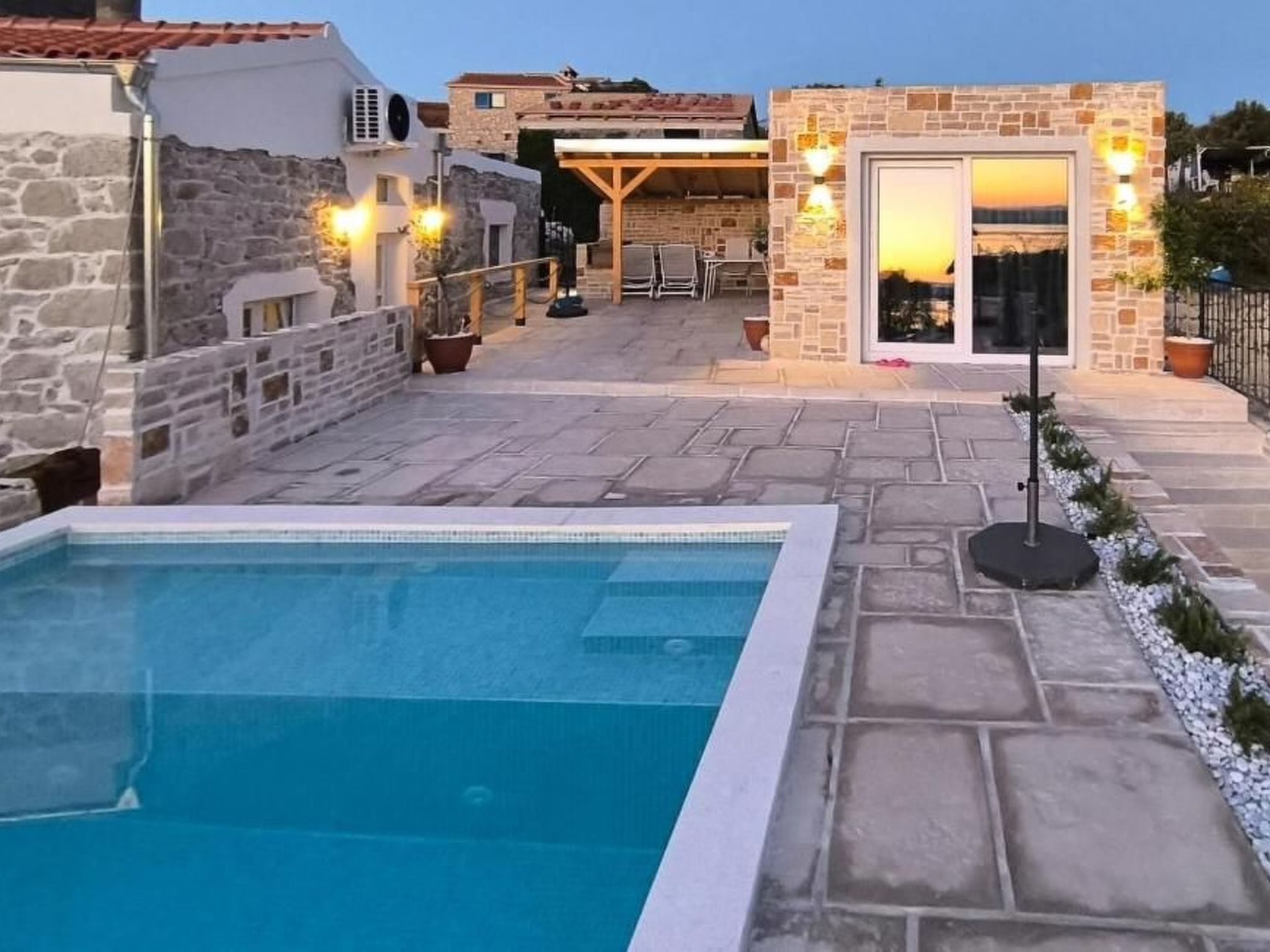 Vakantiehuis met privé zwembad in Pasman/Kraj (Kroatië) voor 3 personen