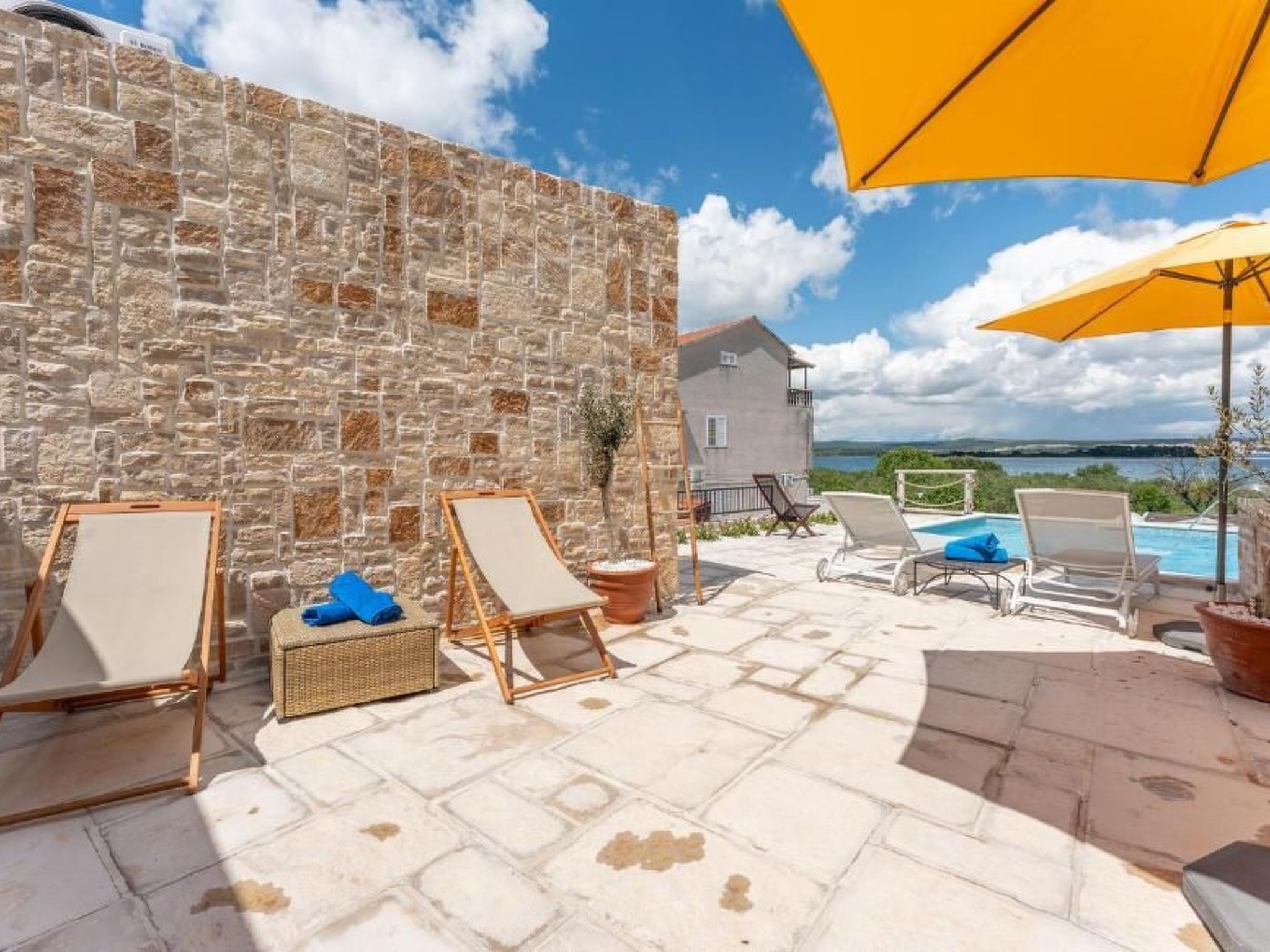 "Haus 51" direkt am Strand-Binnen