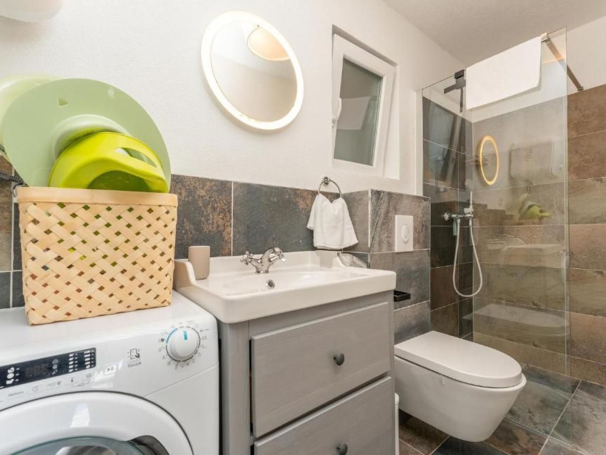 "Haus 51" direkt am Strand-Binnen