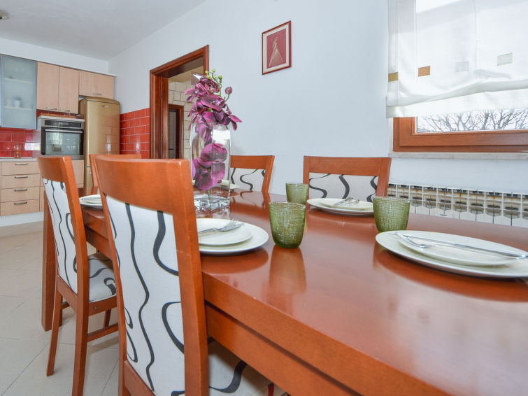 Luca Apartment in Biograd