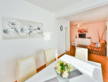 Vrijstaande woning Mila met privézwembad nabij Biograd na Moru - thumbnail 6