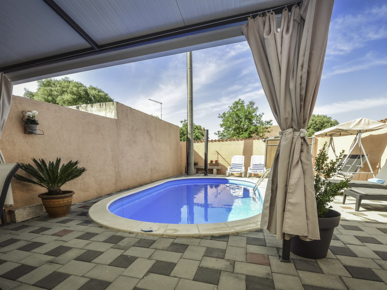 Search and Stay destination Polača, Zadar County - Croatia from AU$ 189. Mila