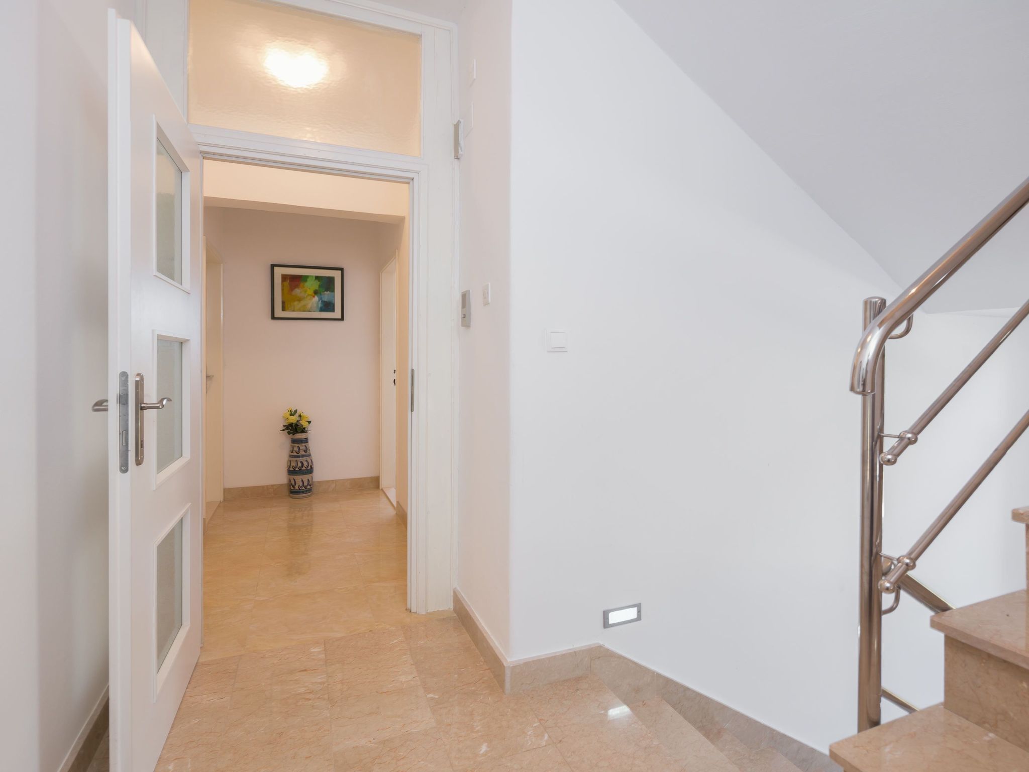 Moderne Strandwohnung in zentraler Lage