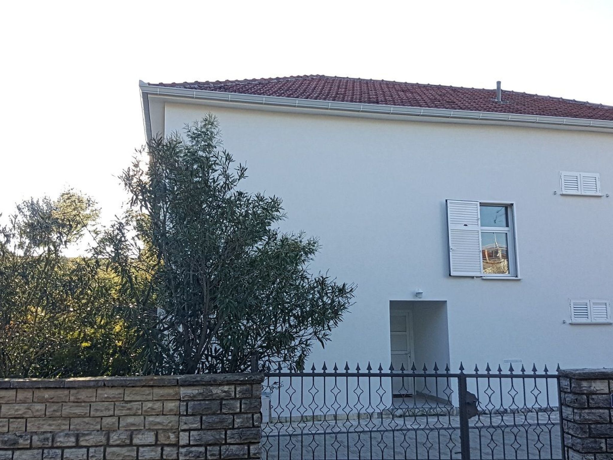 Moderne Strandwohnung in zentraler Lage-Image-tags.info