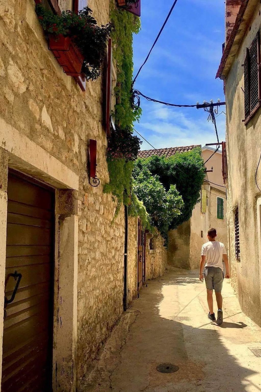 Moderne Strandwohnung in zentraler Lage-Image-tags.info