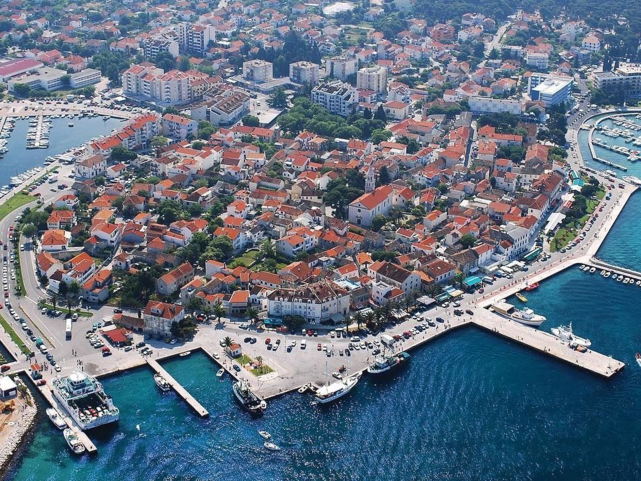 Moderne Strandwohnung in zentraler Lage-Image-tags.info