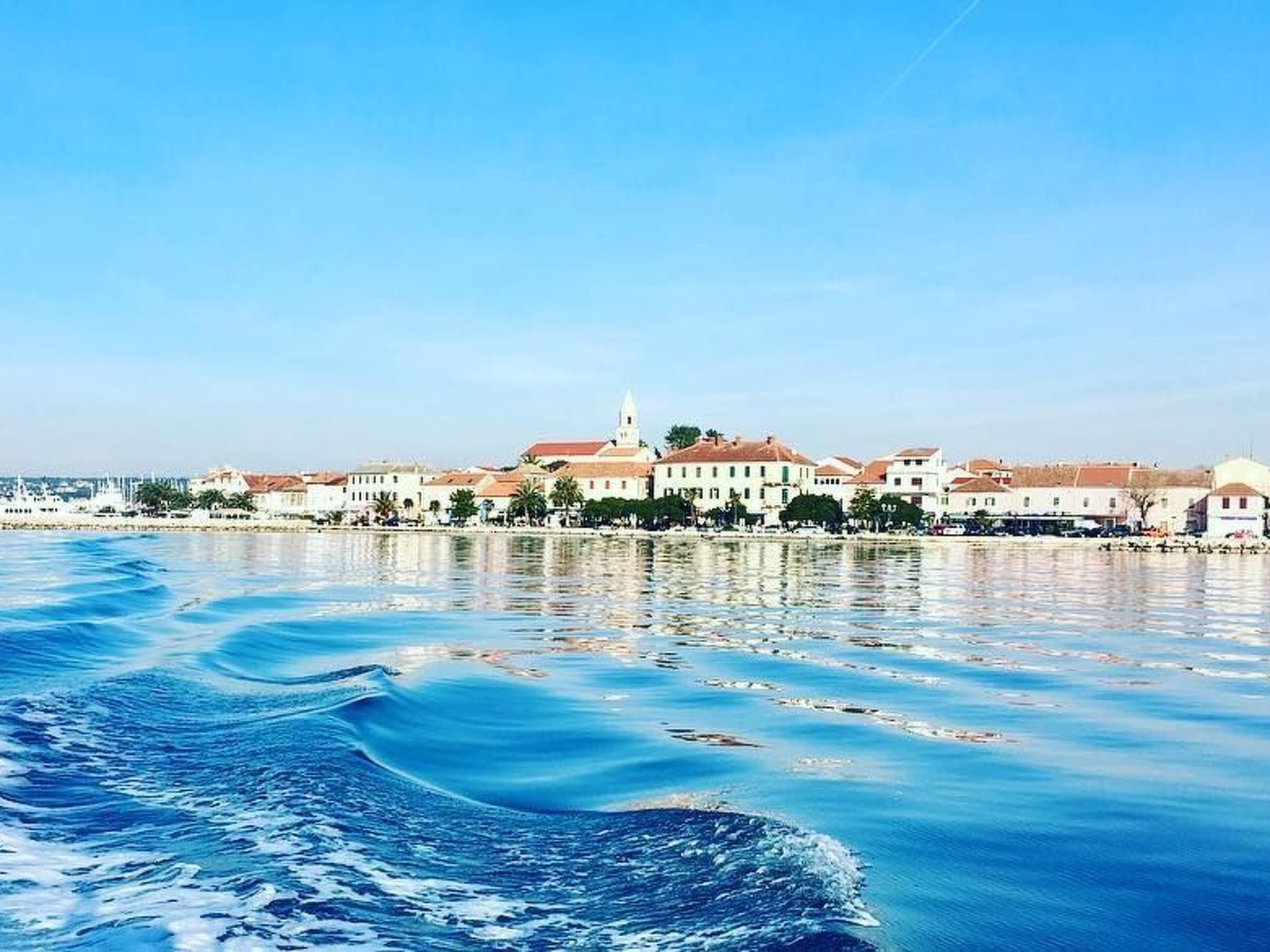 Moderne Strandwohnung in zentraler Lage-Image-tags.info