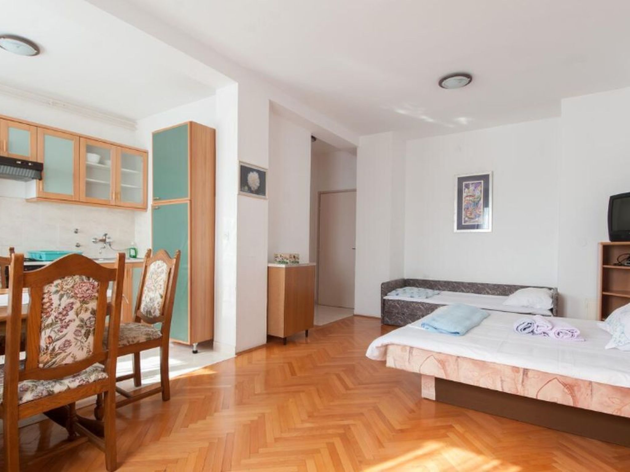 Photo of Studio apartman Blazevic 01 (1 kat)