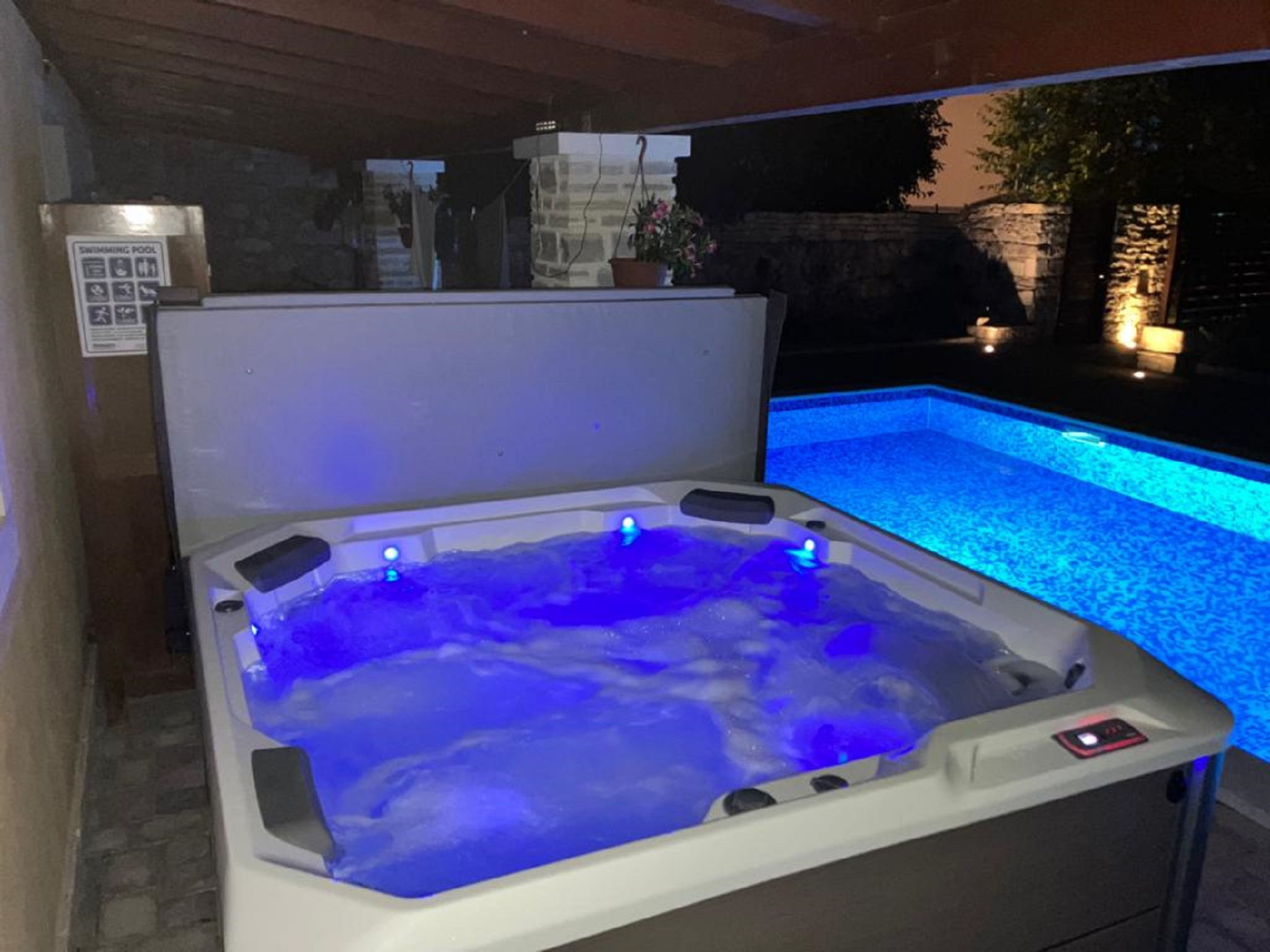 Photo of Villa Jacassa with heated pool and jacuzzi