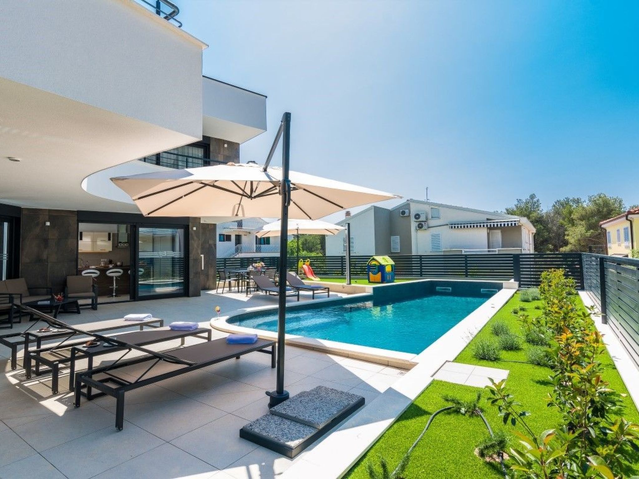 Villa Blue Diamond für 10 Personen in Biograd-Dedans