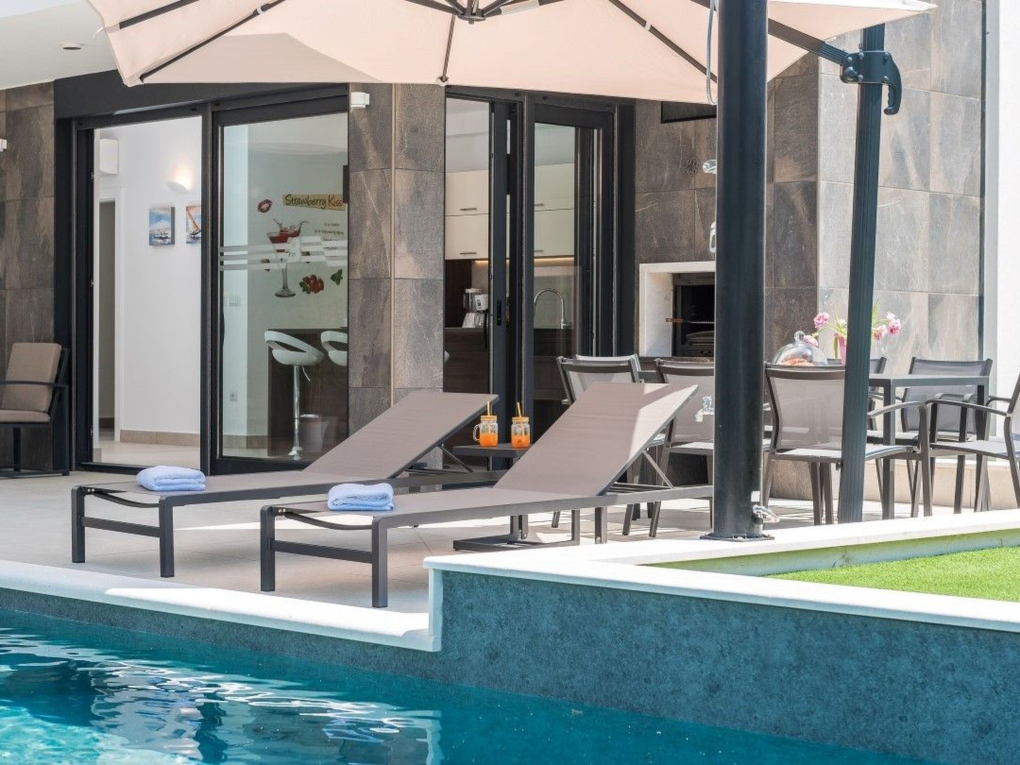 Villa Blue Diamond für 10 Personen in Biograd-Dedans