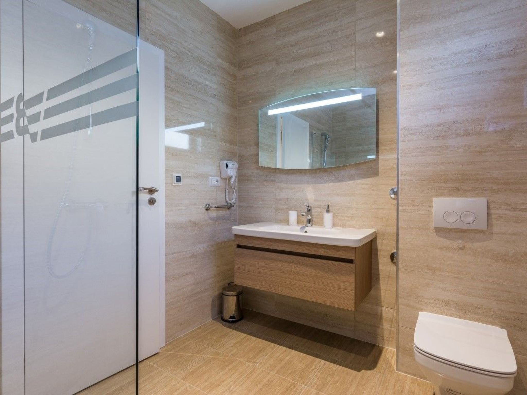 Villa Blue Diamond für 10 Personen in Biograd-Dedans