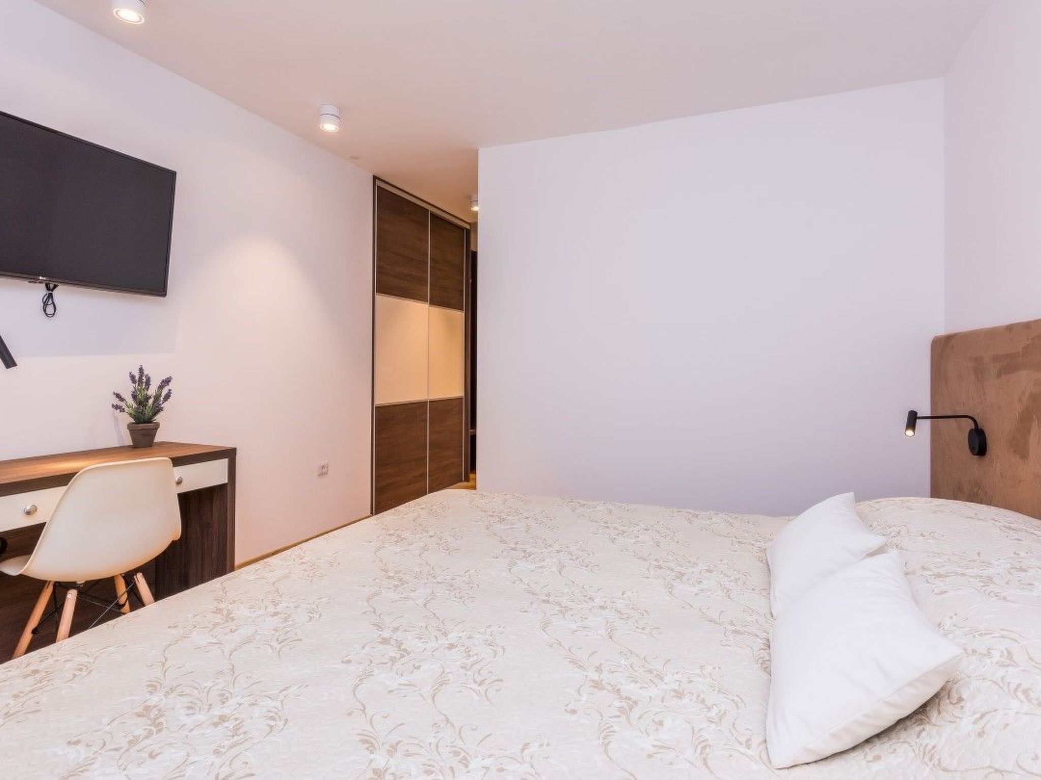 Villa Blue Diamond für 10 Personen in Biograd-Dedans