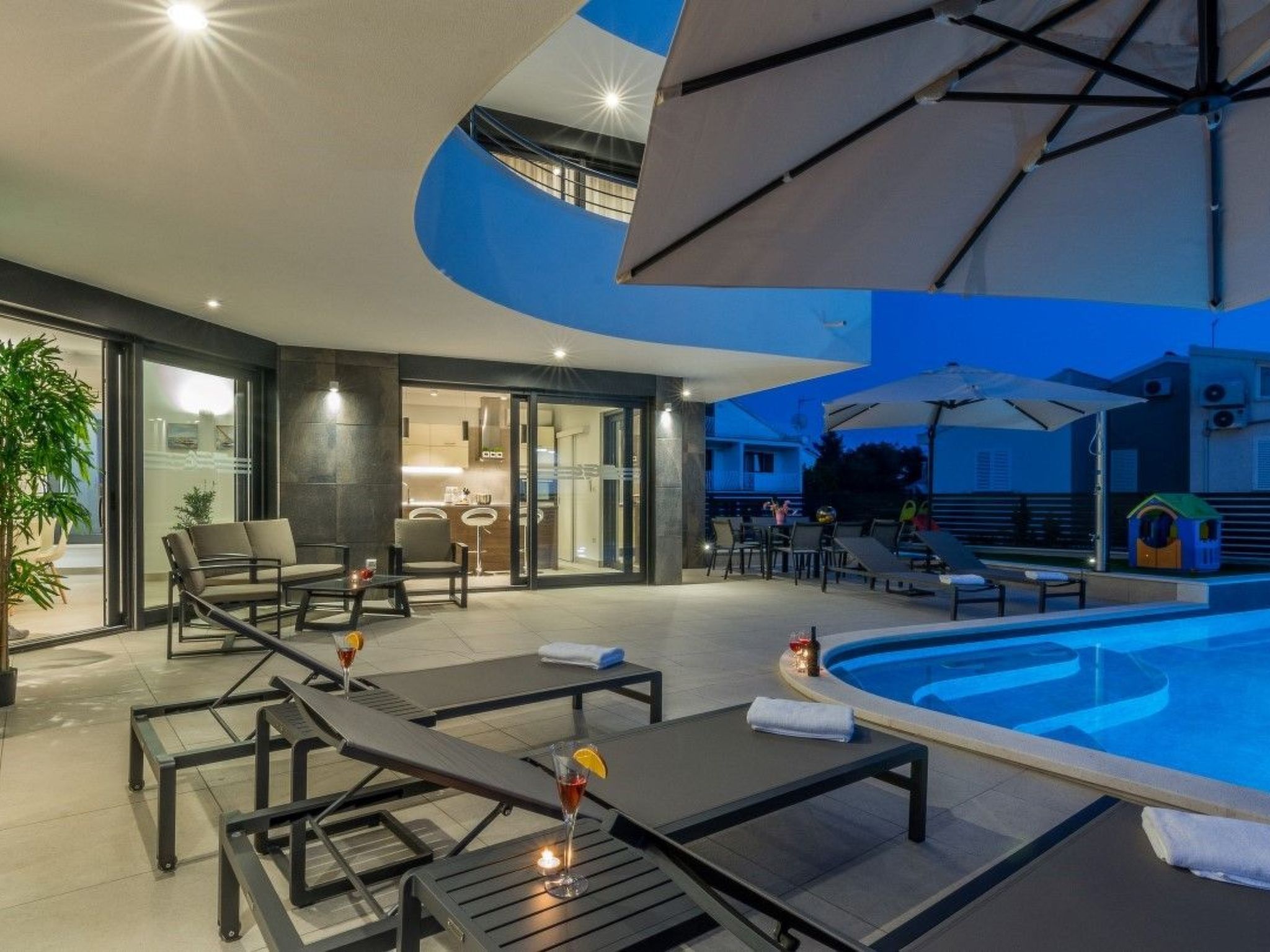 Villa Blue Diamond für 10 Personen in Biograd-Dedans