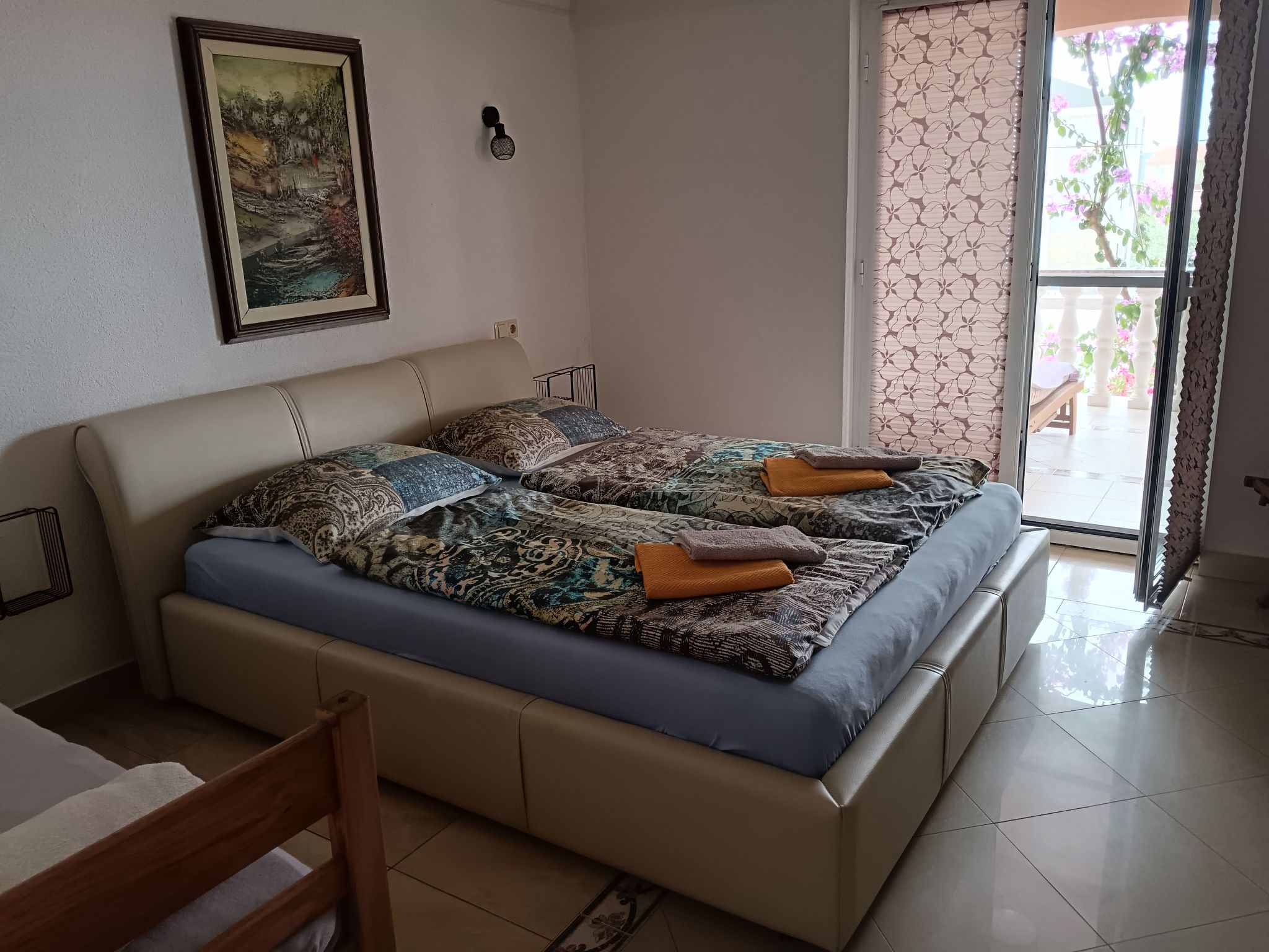 Mit privater Terrasse-Binnen