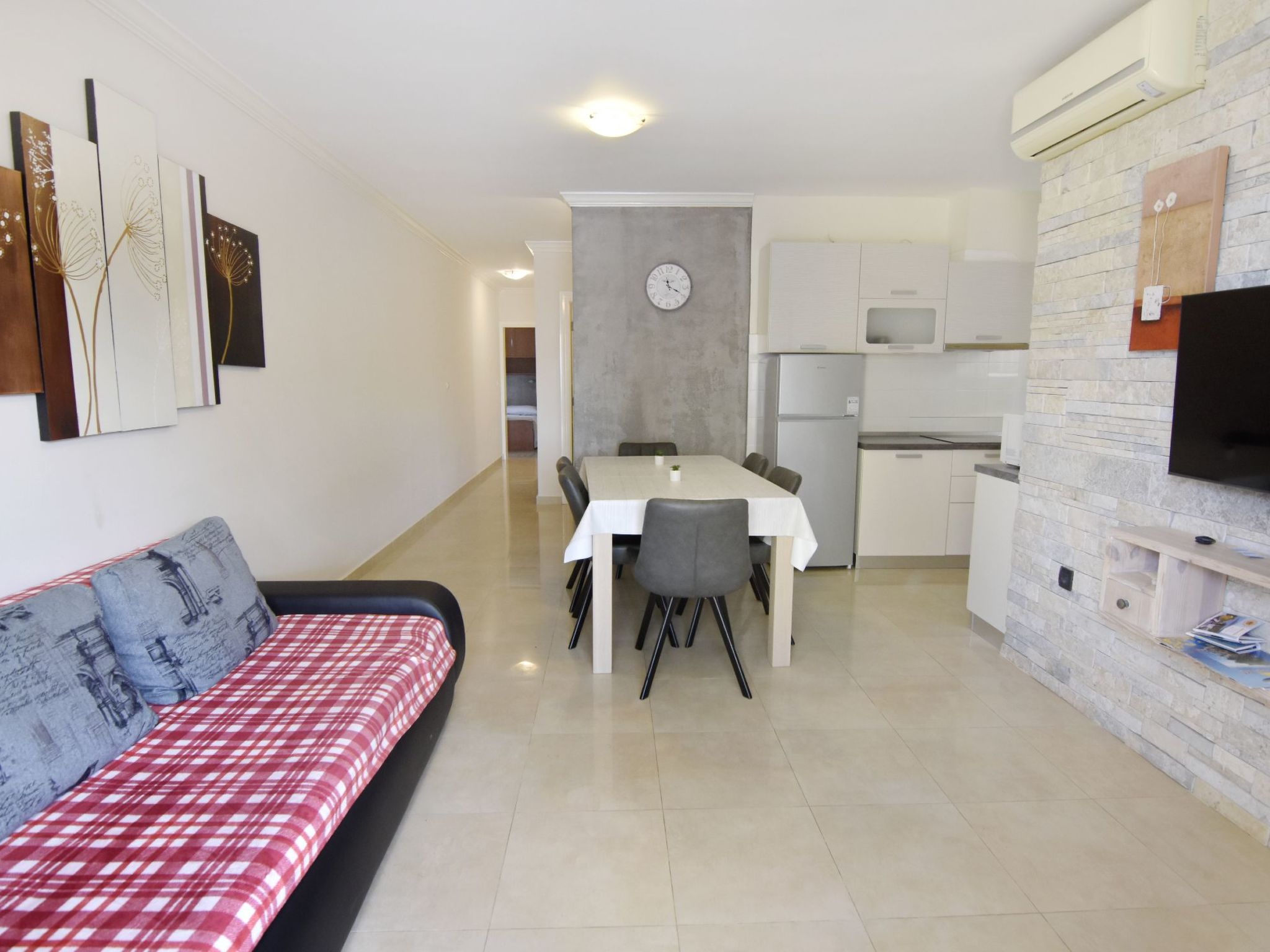 Photo of Komfortable Wohnung "Mladen" in Strandnähe