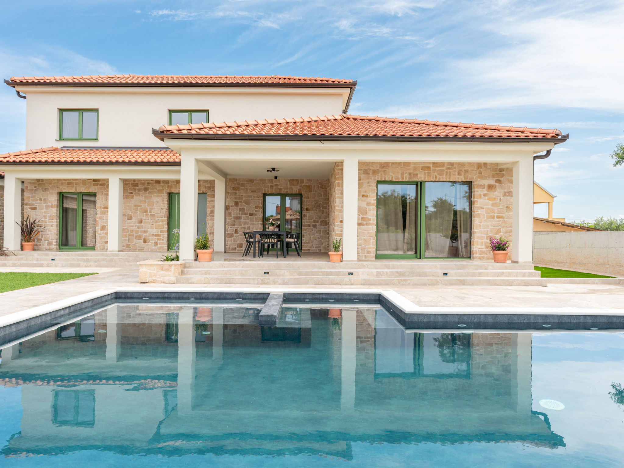 Beautiful Villa Lorna with pool