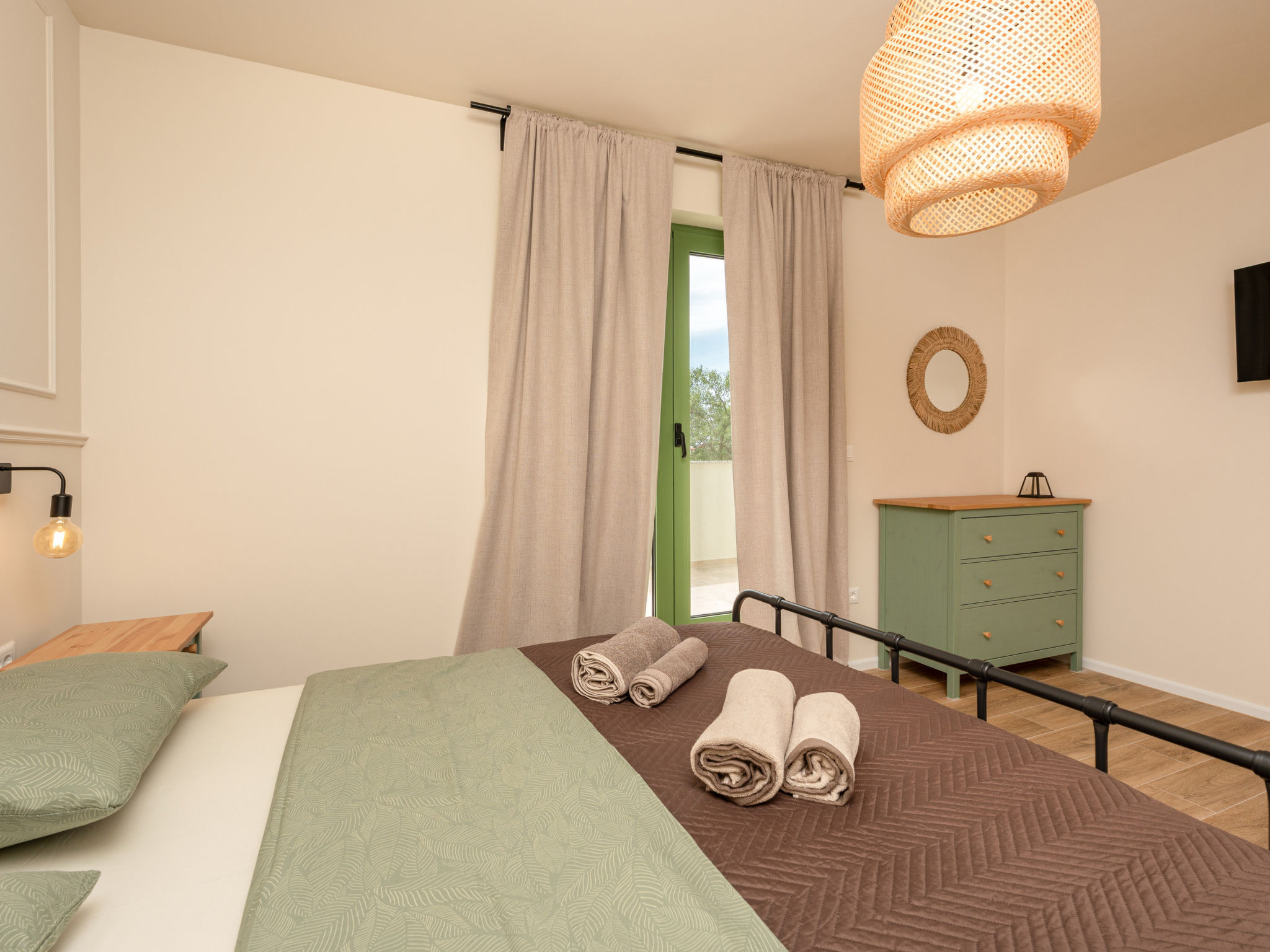 Beautiful Villa Lorna with pool - Binnen