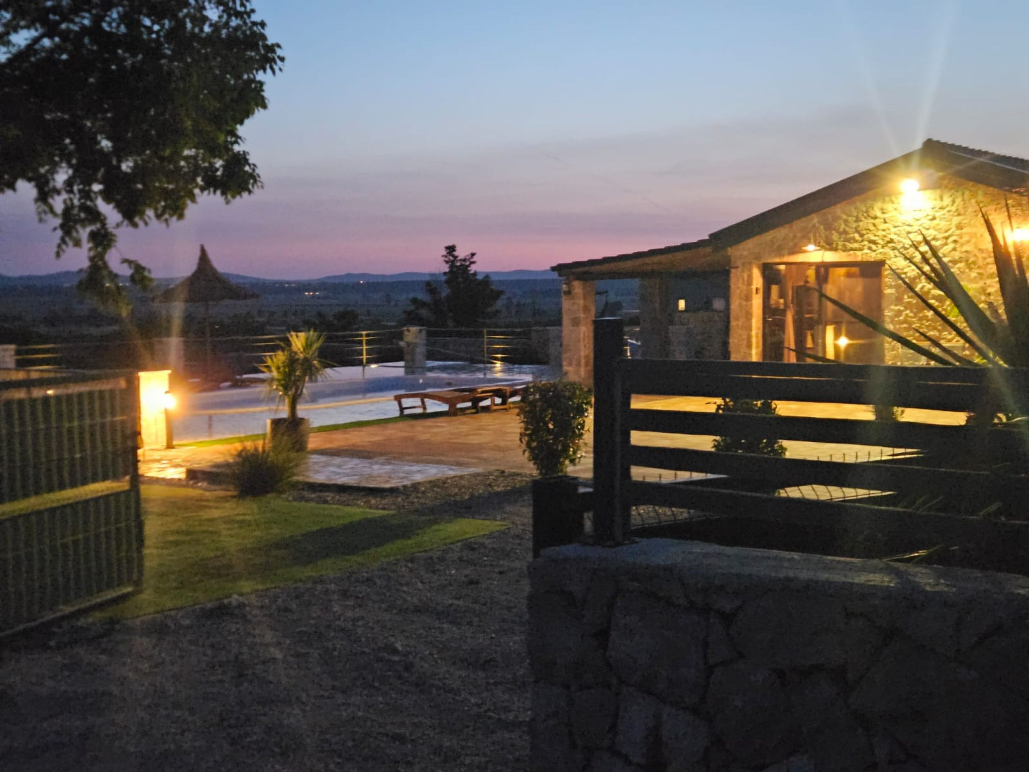 Holiday Home A&M with pool and lakeview - Buiten