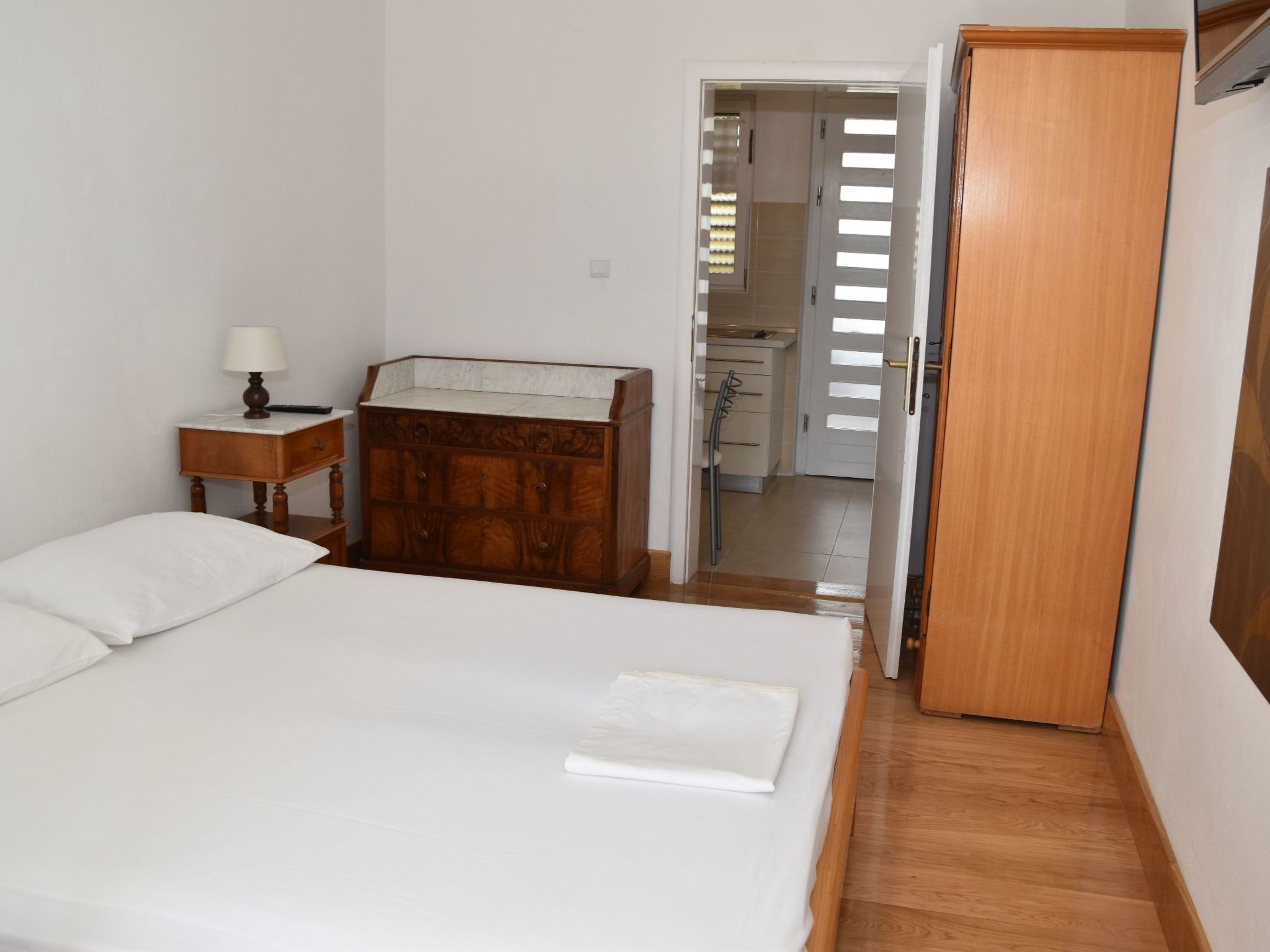 Ruhige Ferienwohnung mit Terrasse und Garten-Drinnen