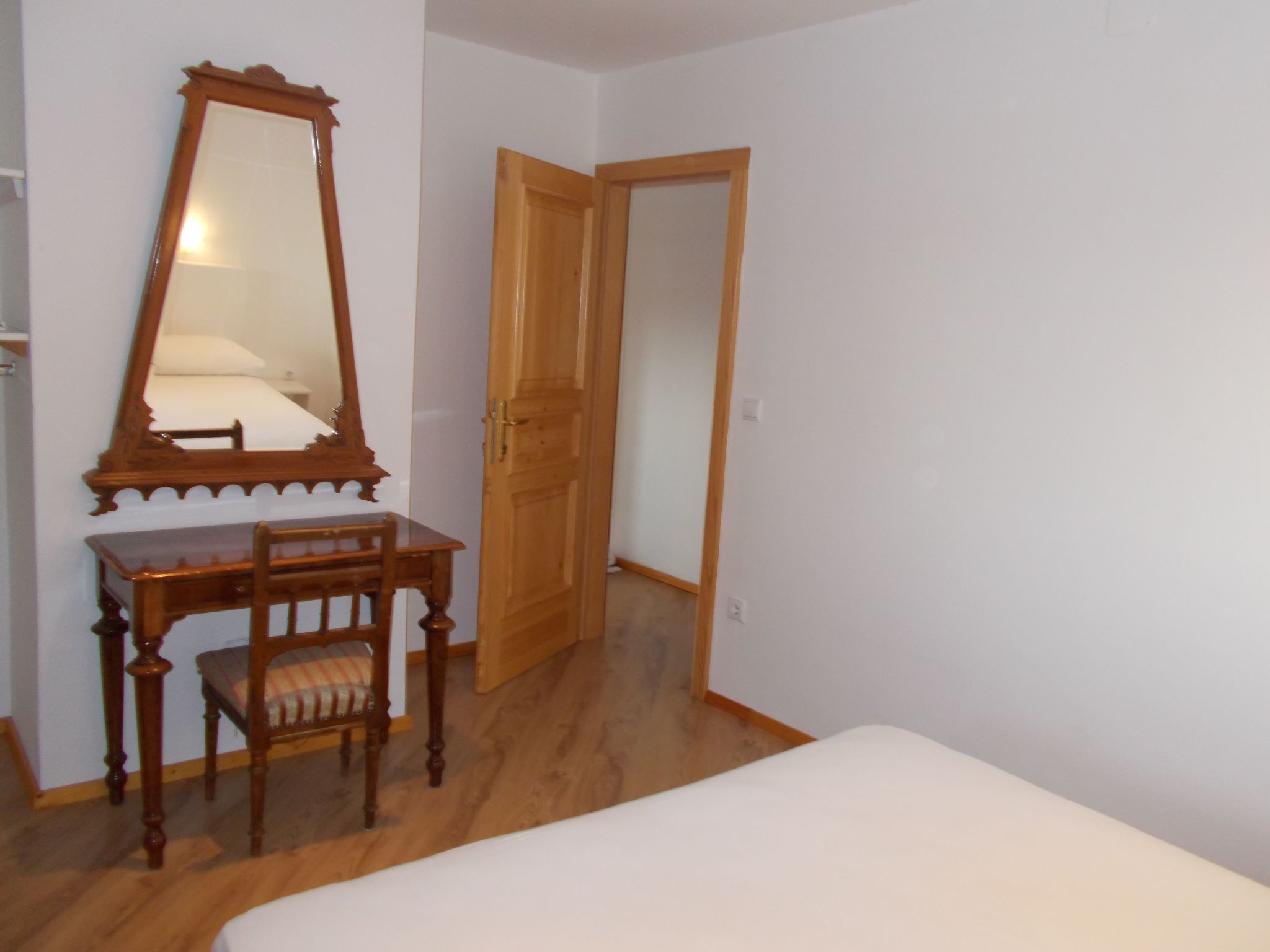 Appartement Maksan im 2. Stock mit einer Terrasse-Drinnen