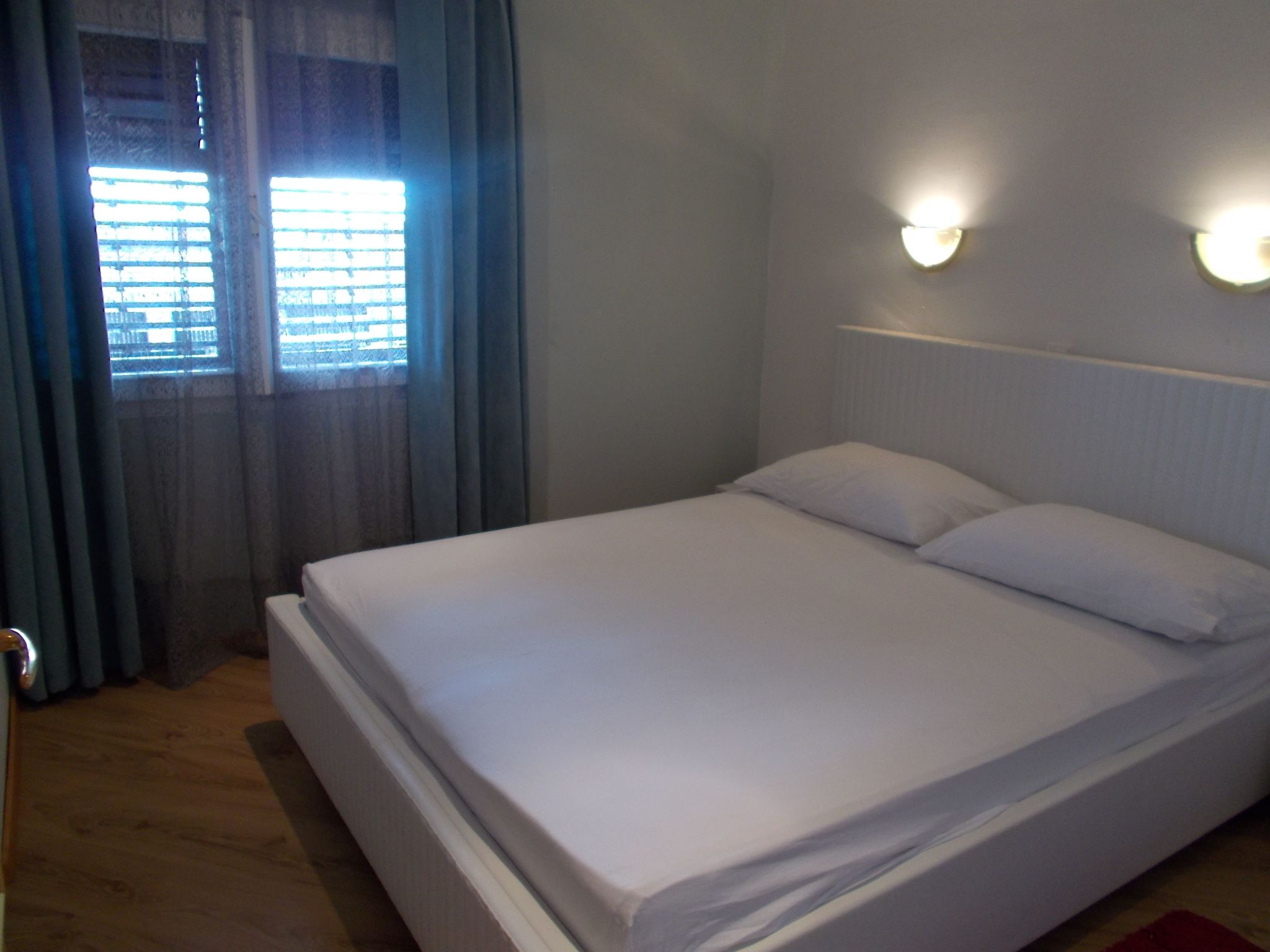 Appartement Maksan im 2. Stock mit einer Terrasse-Drinnen