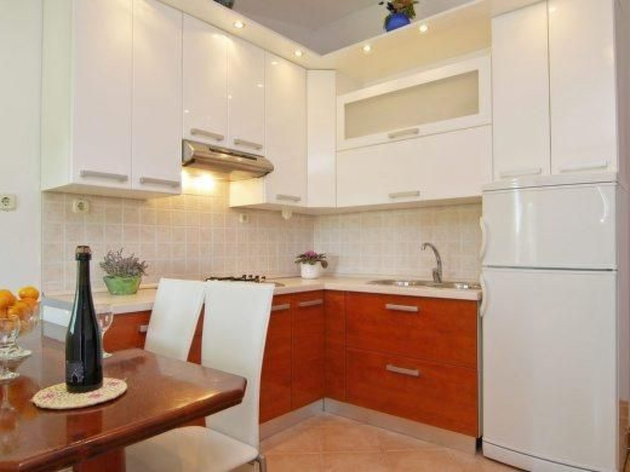 "Zeljka" mit Terrasse-Drinnen