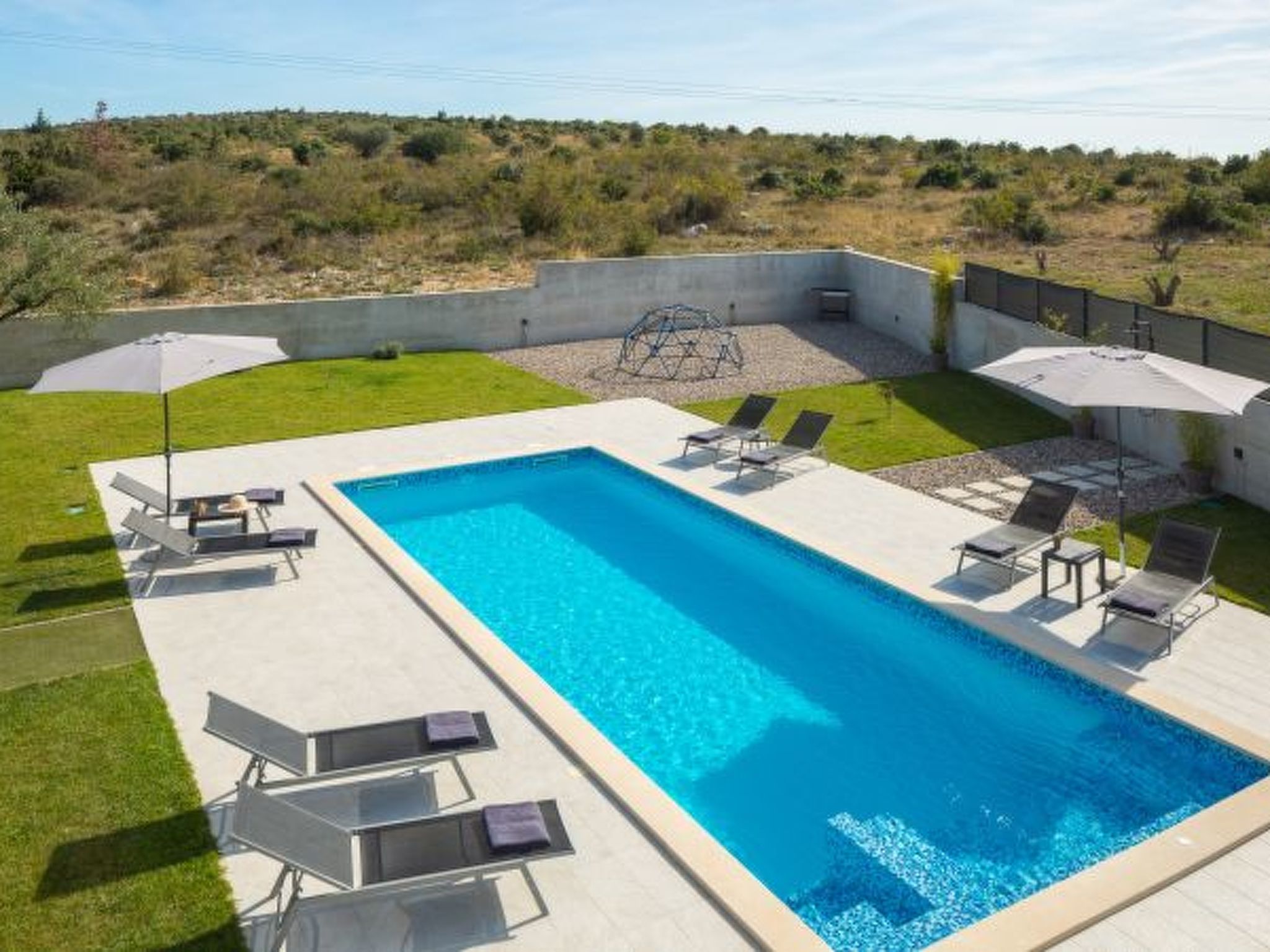 Villa Lacus in Vrana with pool
