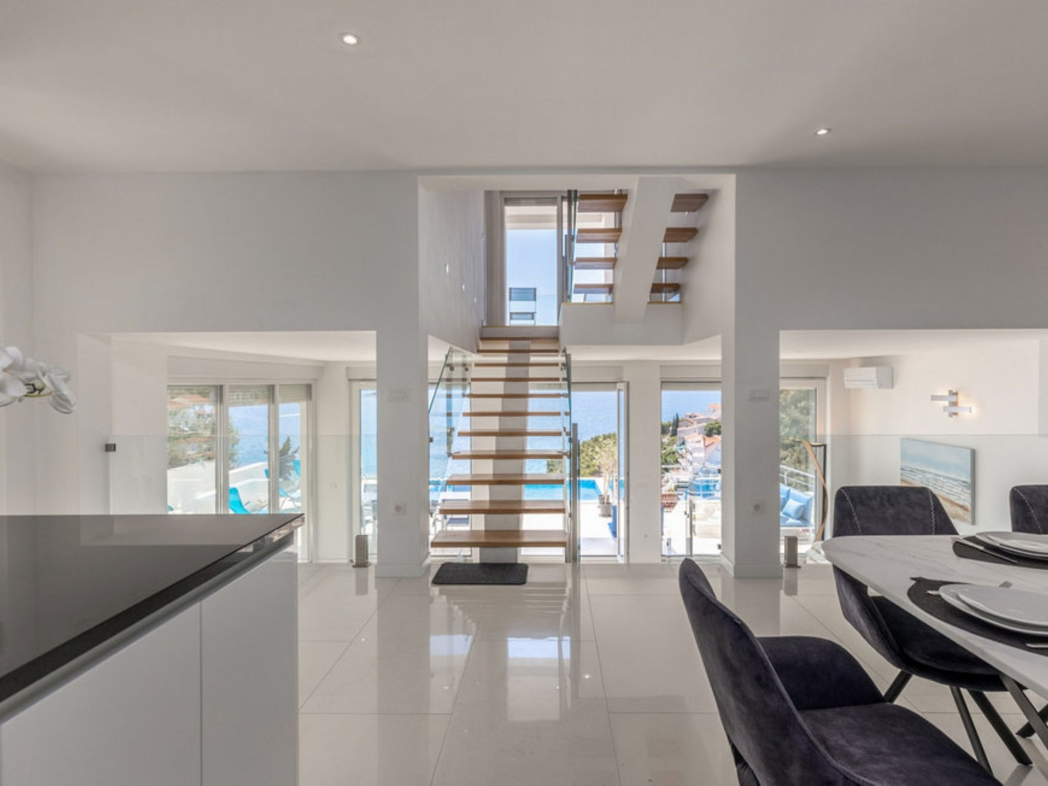Luxury villa Fleur with pool - Binnen