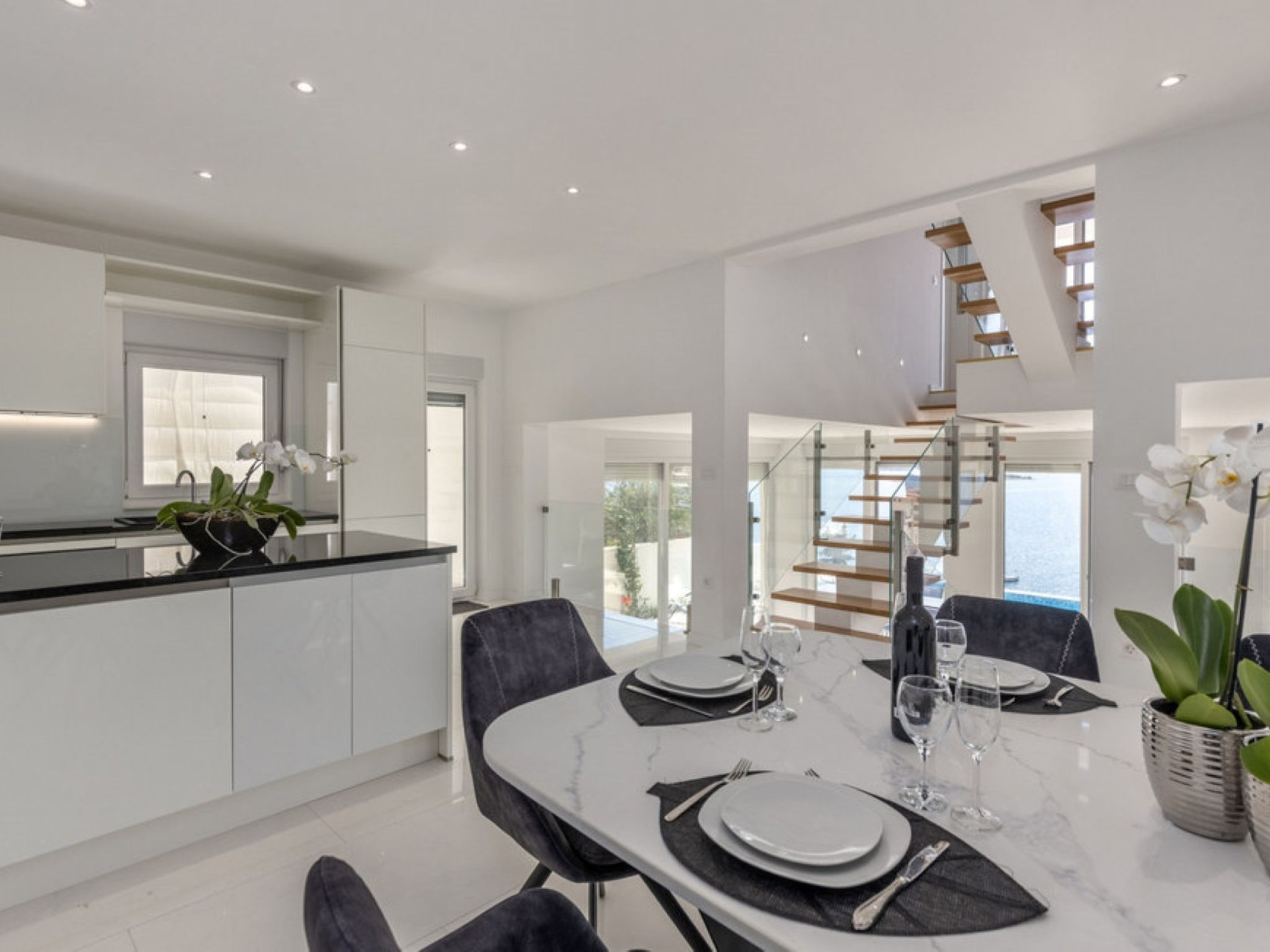 Luxury villa Fleur with pool - Binnen
