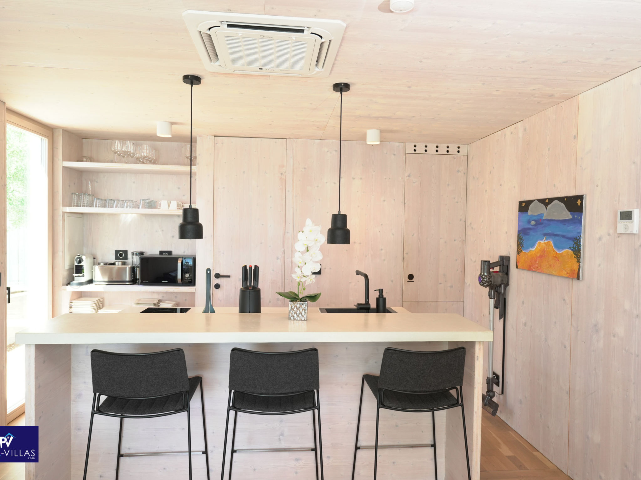 Maison Buqez - Villa 28 + 81 – Cuisine et coin repas, photo 9 sur 46