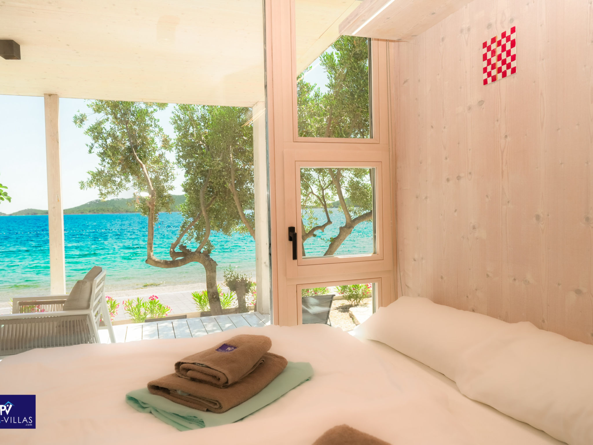 Maison Buqez - Villa 28 + 81 – Chambre, photo 13 sur 46