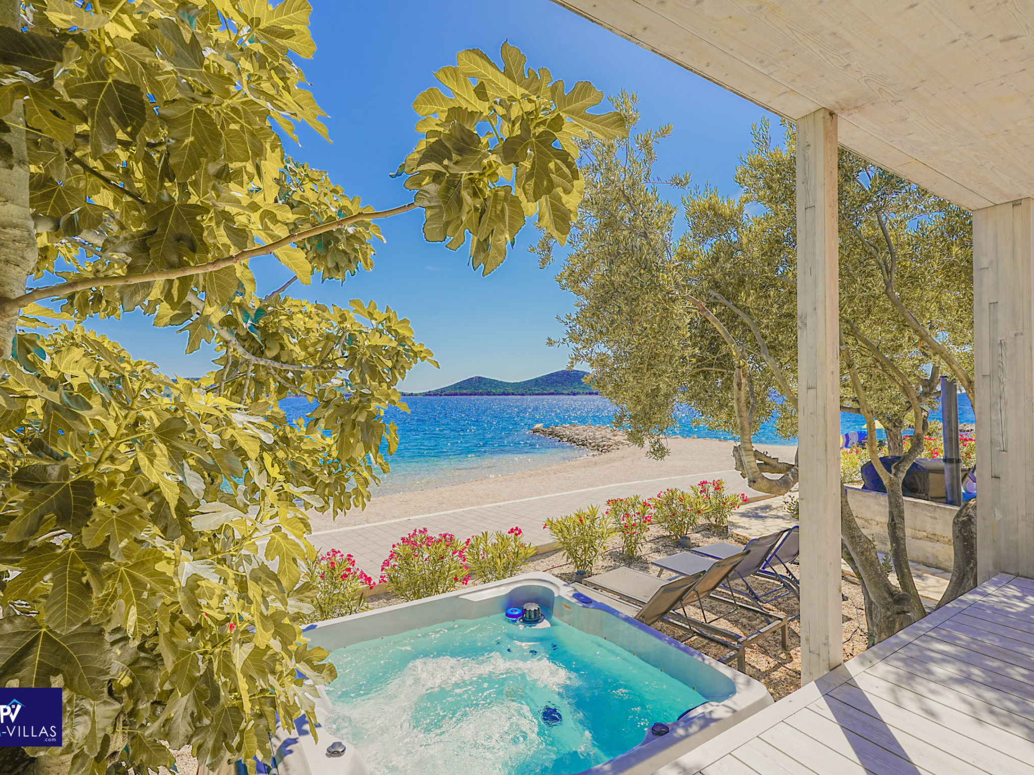 Maison Buqez - Villa 28 + 81 – Vue, photo 25 sur 46
