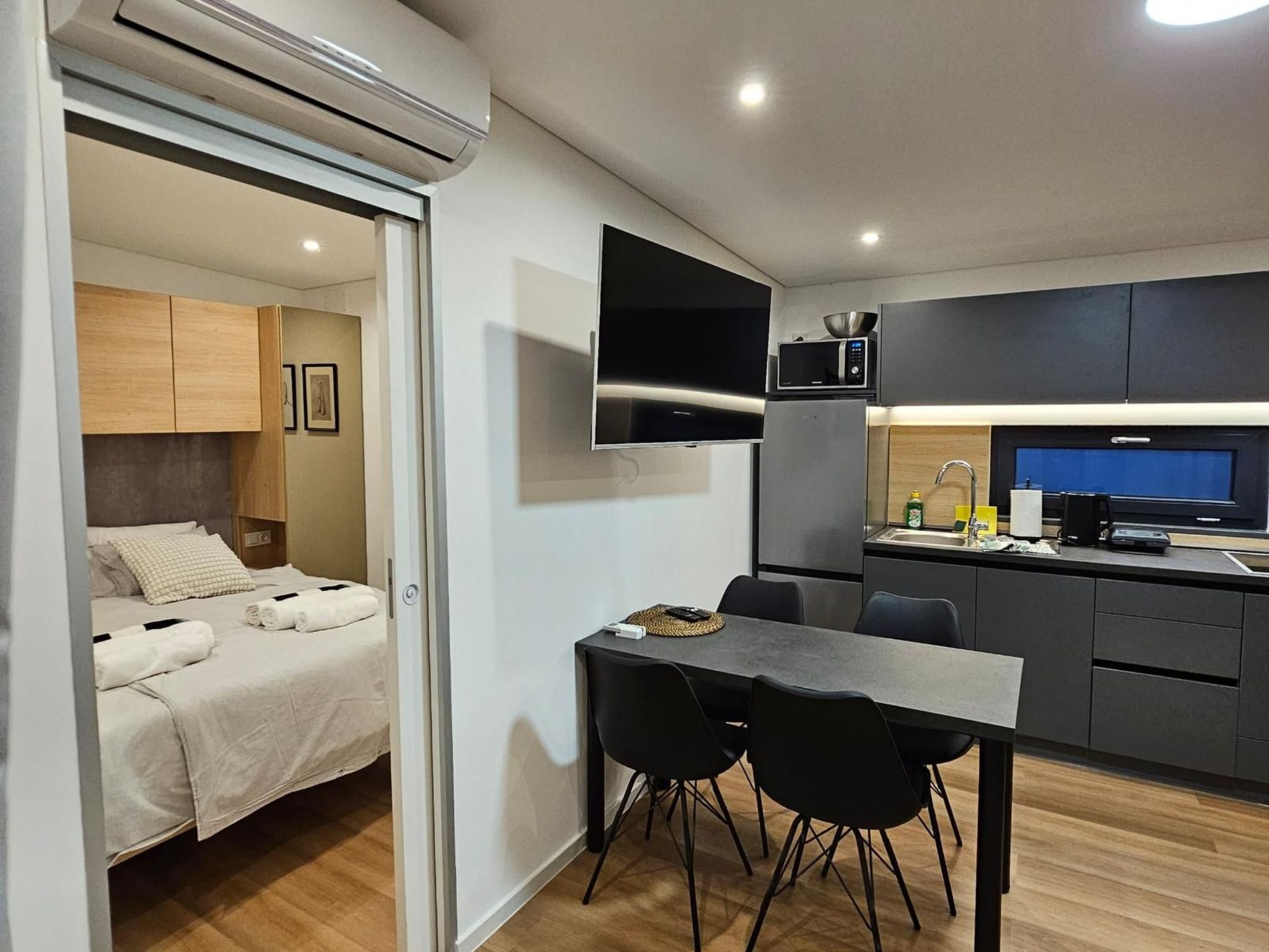 Silver Moon mit Klimaanlage-Drinnen