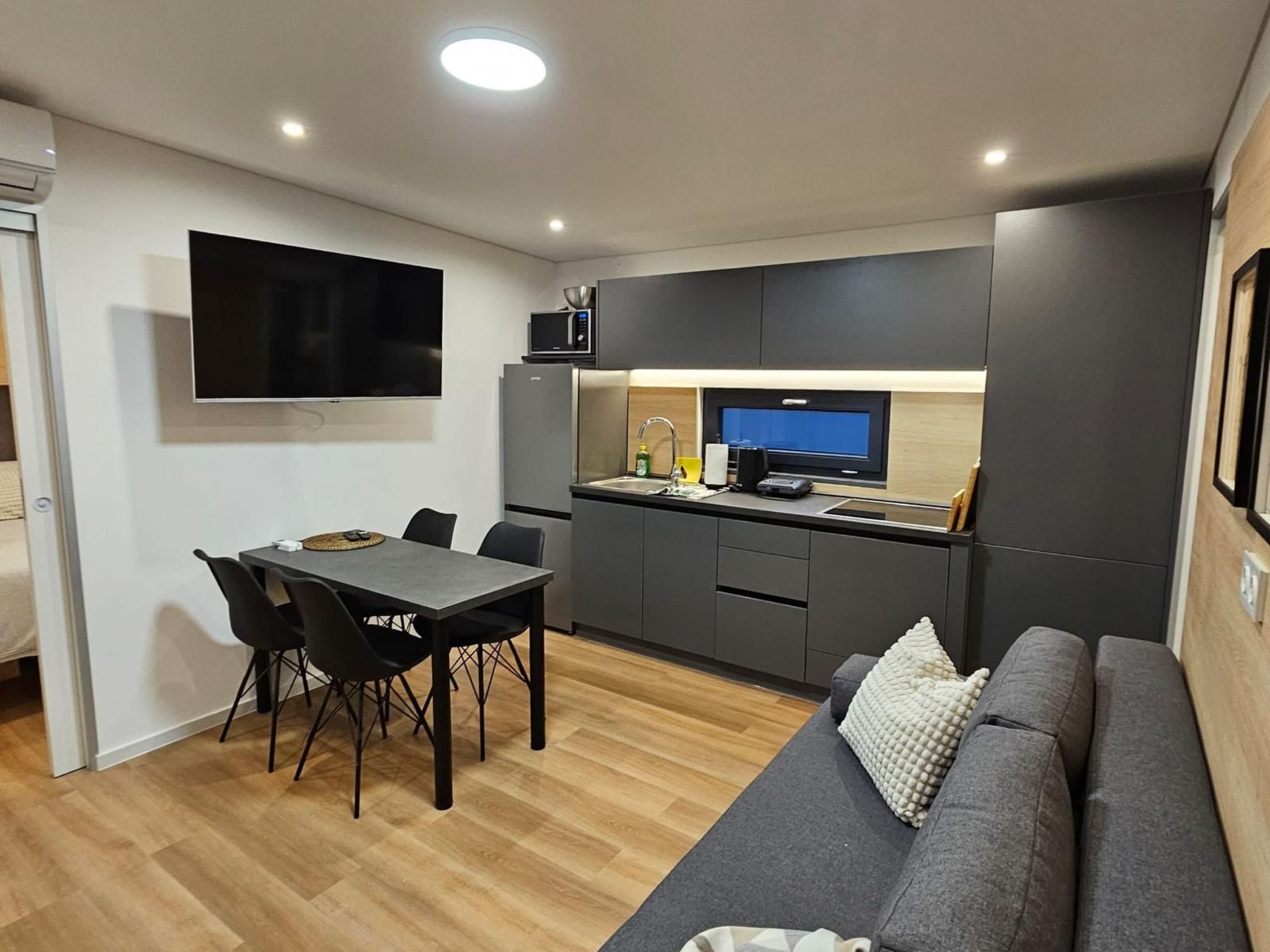 Silver Moon mit Klimaanlage-Drinnen