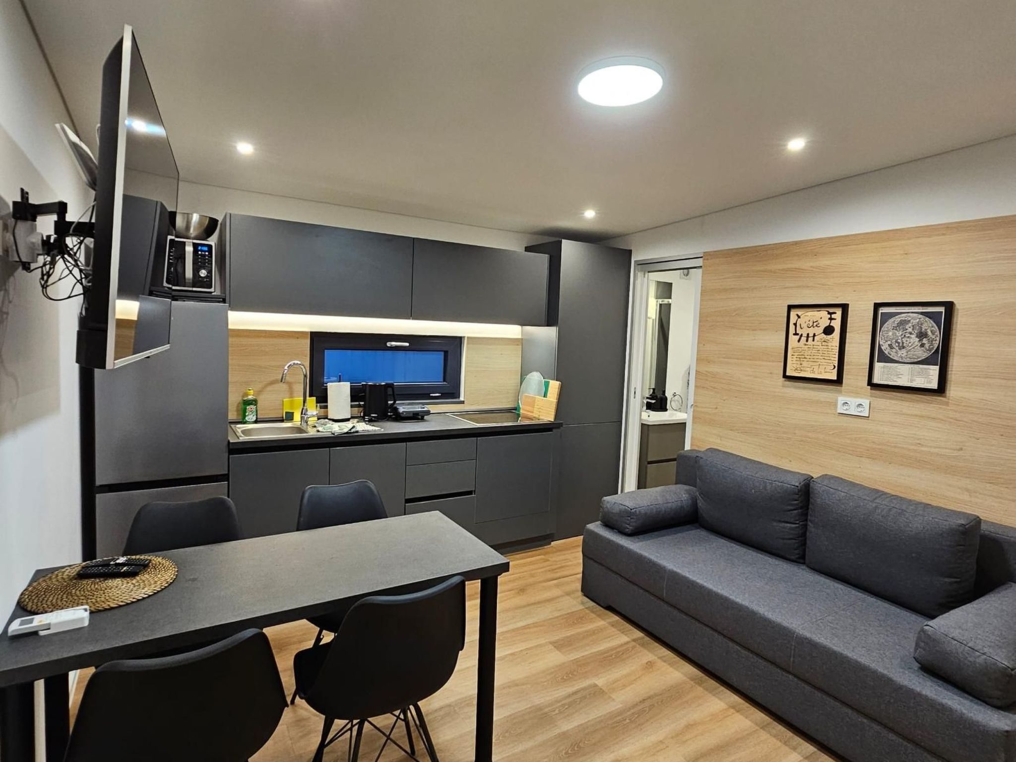 Silver Moon mit Klimaanlage-Drinnen