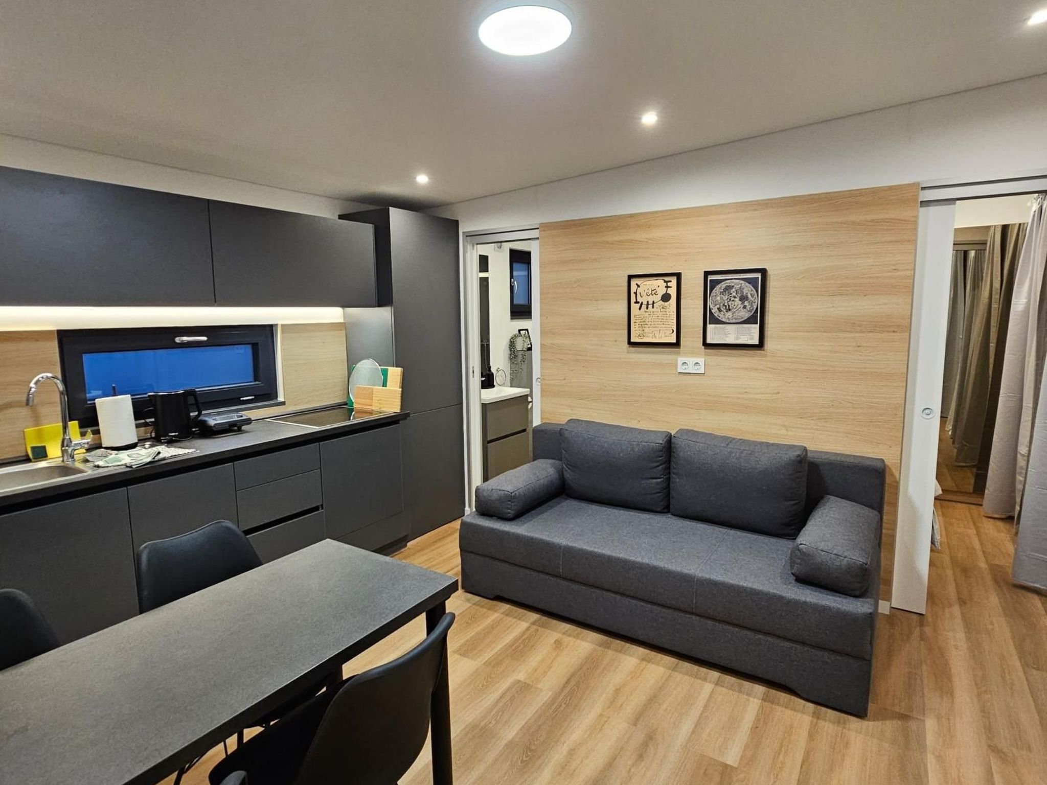 Silver Moon mit Klimaanlage-Drinnen